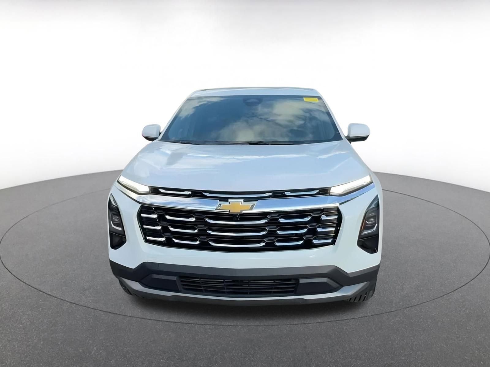 Thumbnail: 2025 Chevrolet Equinox - 4