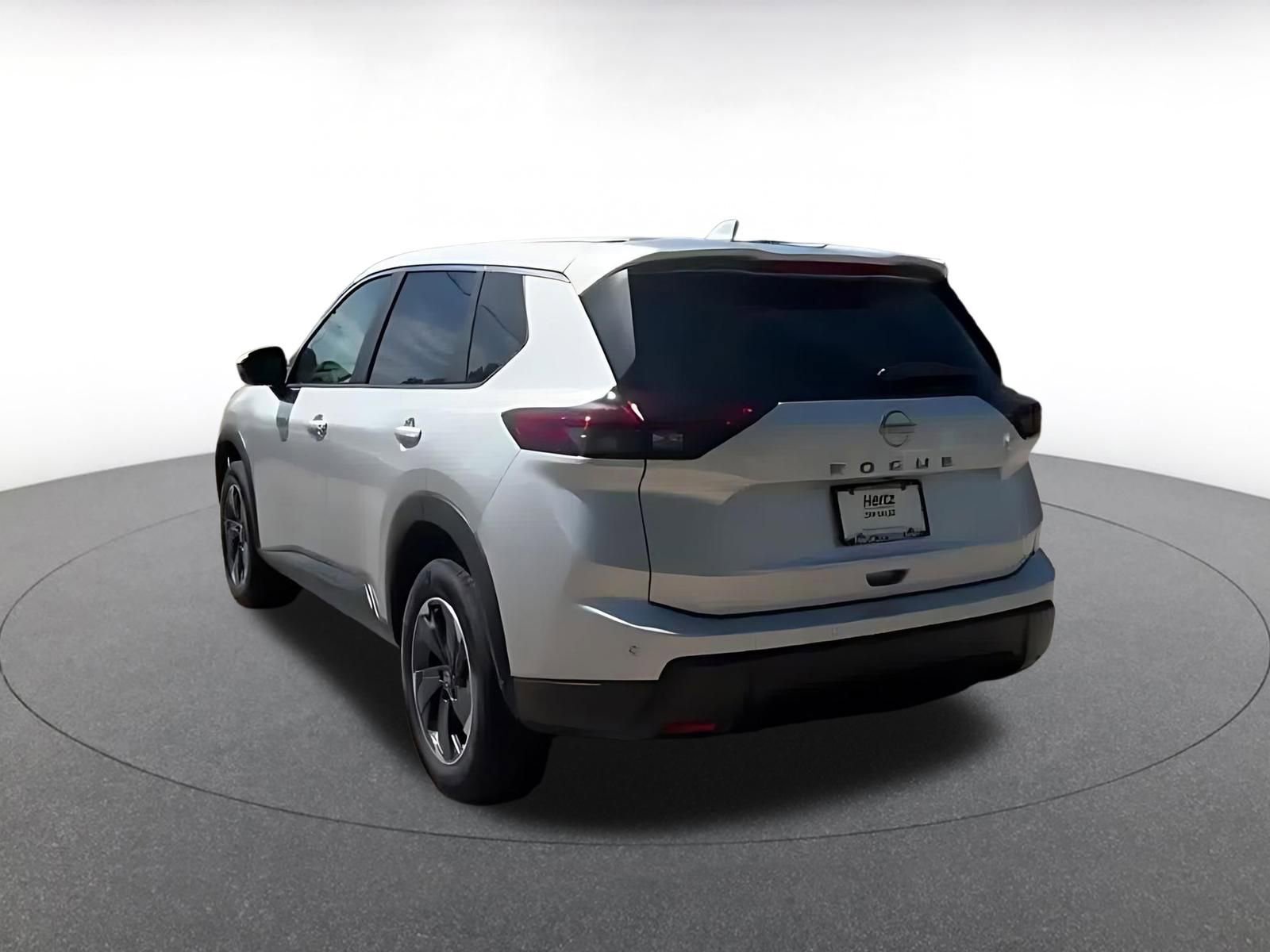 Thumbnail: 2025 Nissan Rogue - 11