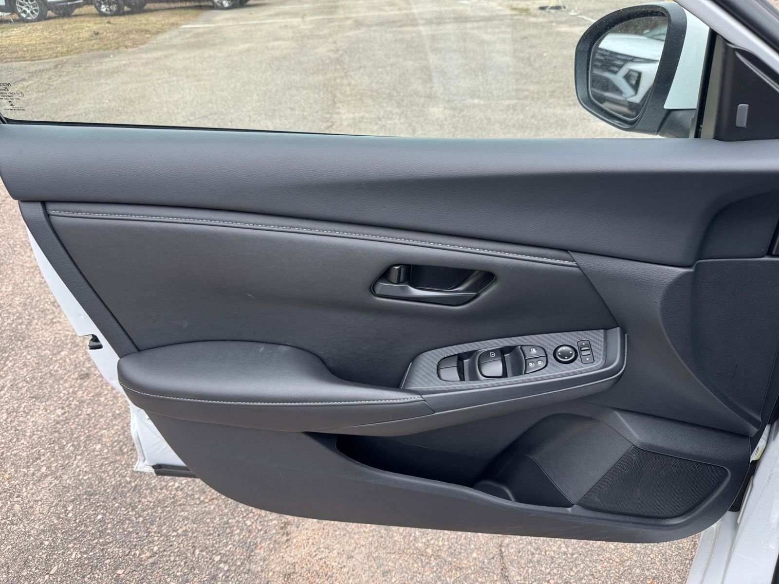 Thumbnail: 2025 Nissan Sentra - 18