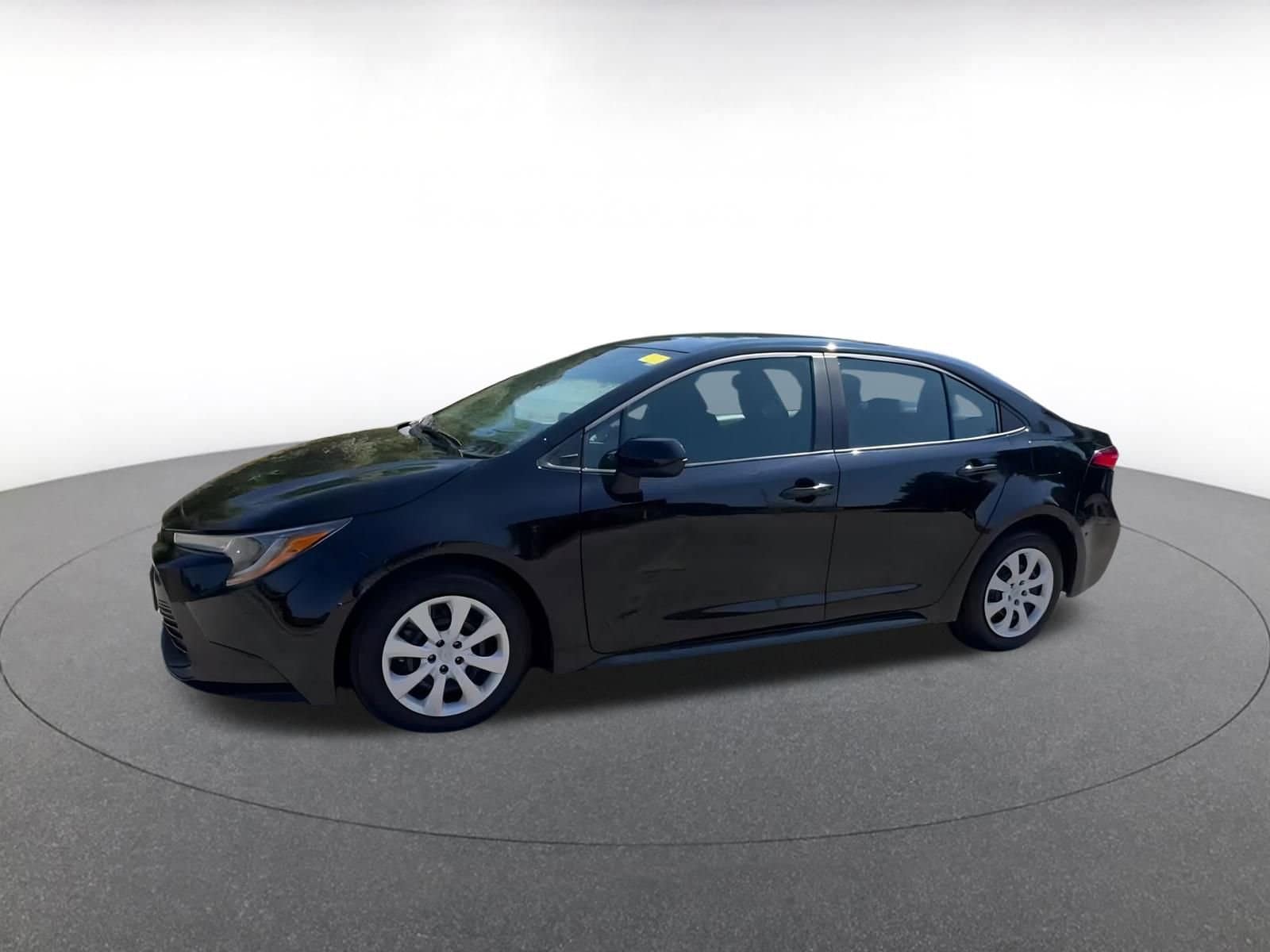 Thumbnail: 2024 Toyota Corolla - 8