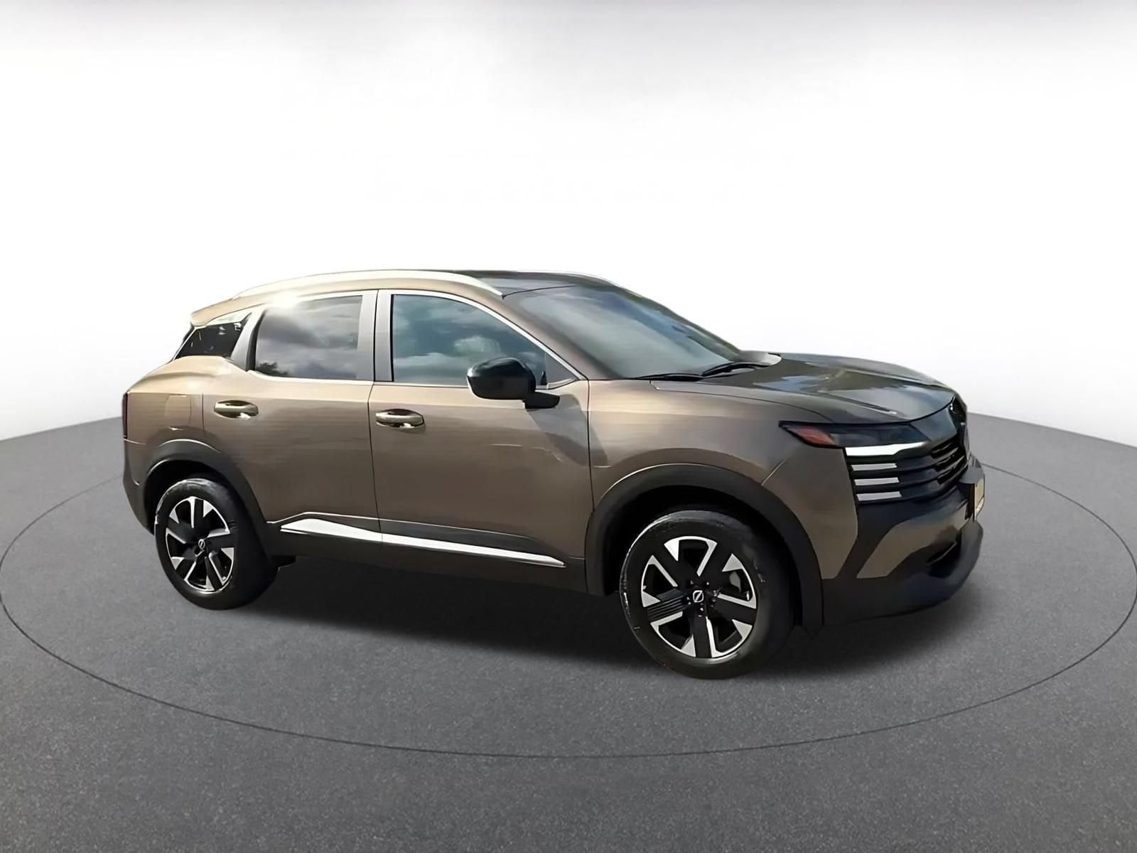 Thumbnail: 2026 Nissan Kicks - 2