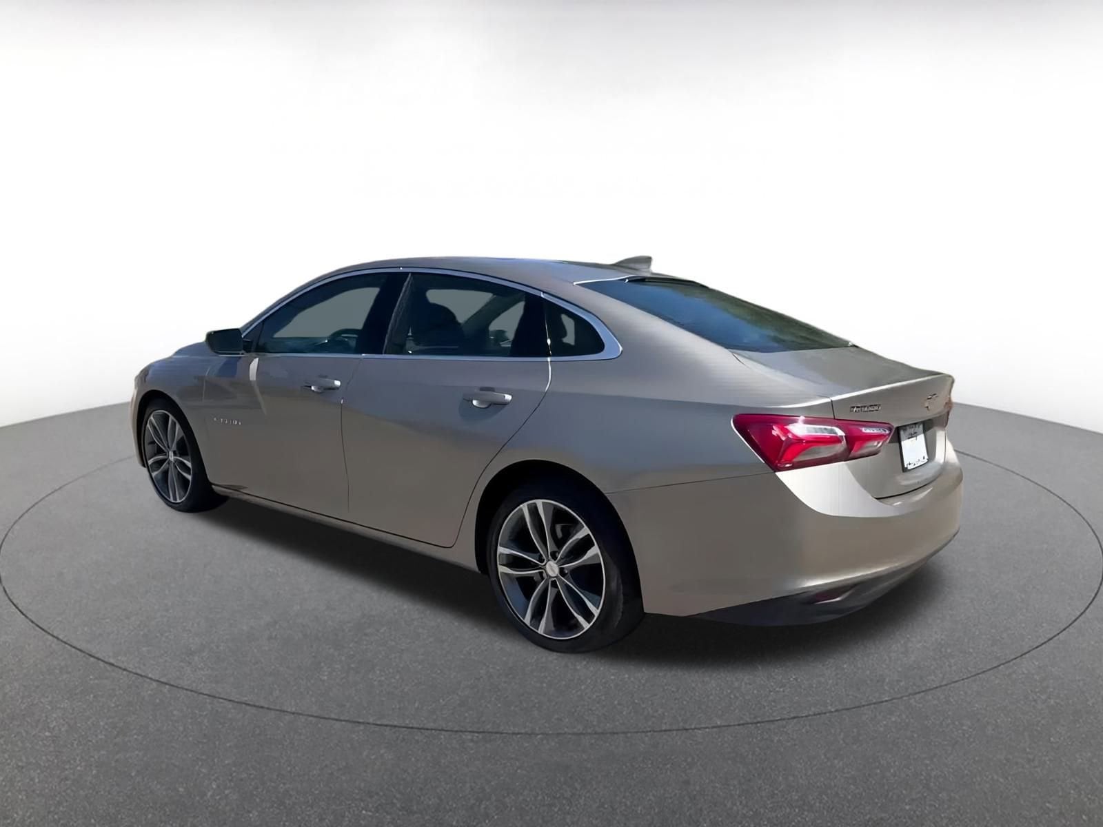 Thumbnail: 2024 Chevrolet Malibu - 10