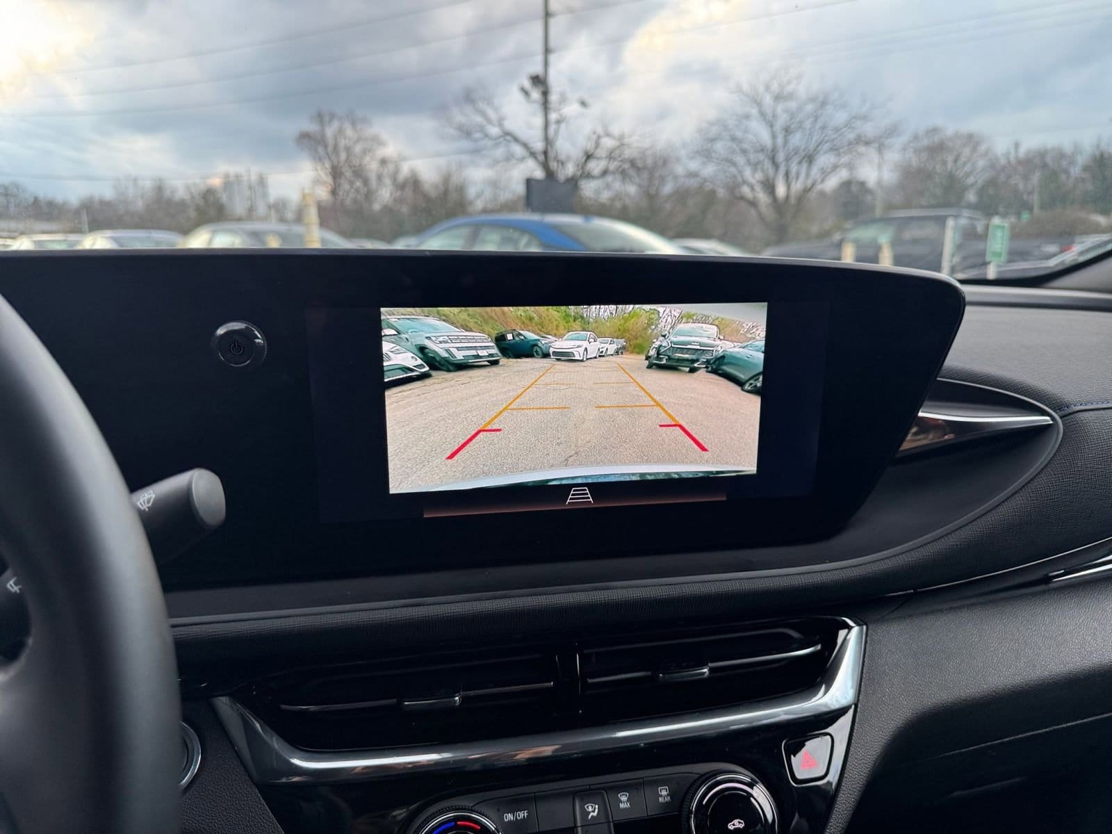 Thumbnail: 2025 Buick Envista - 17