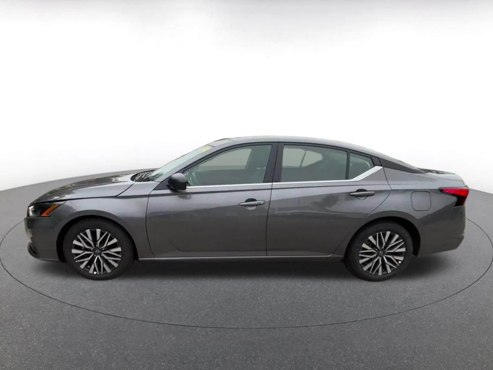 Thumbnail: 2026 Nissan Altima - 8