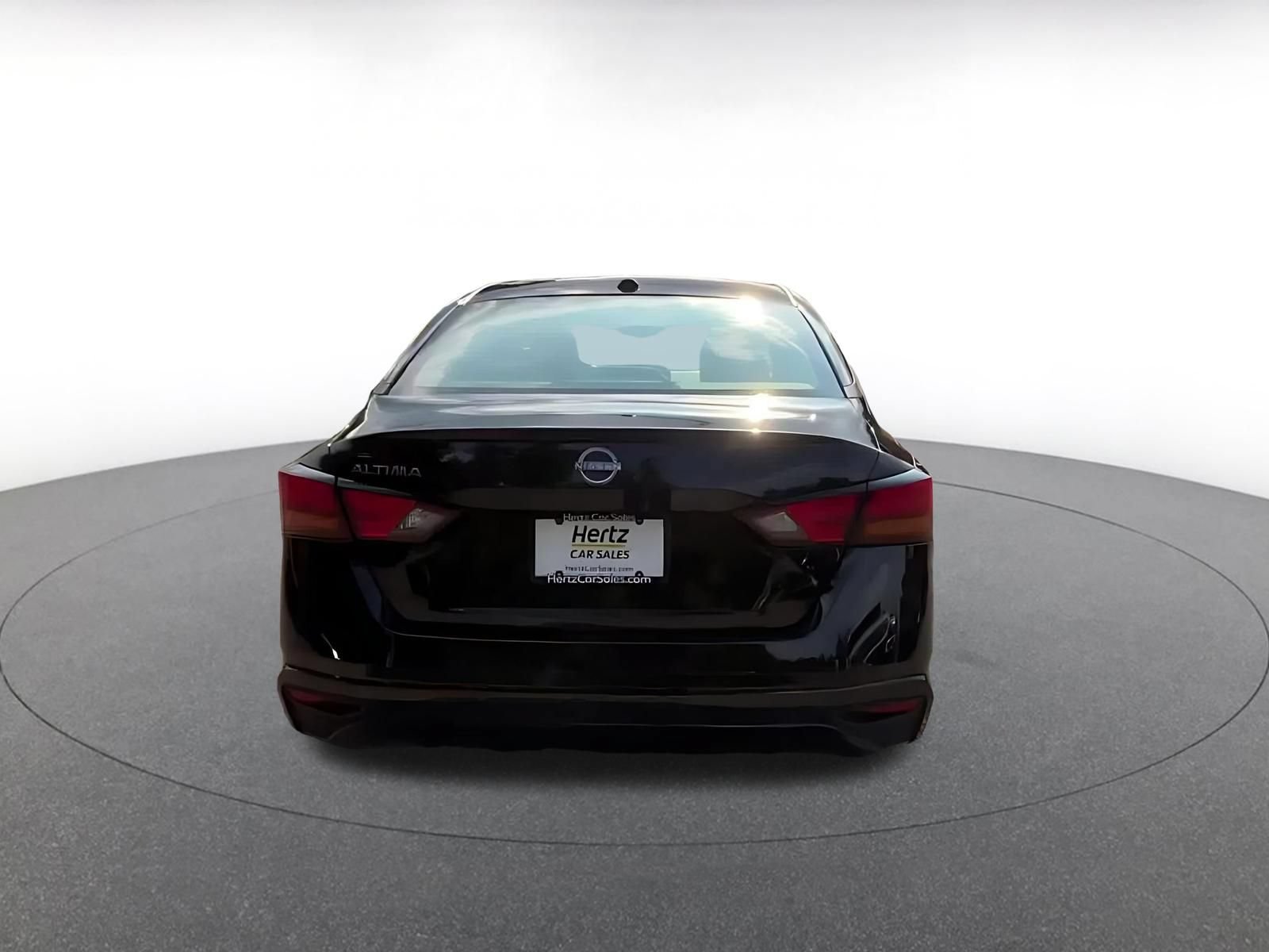 Thumbnail: 2025 Nissan Altima - 10