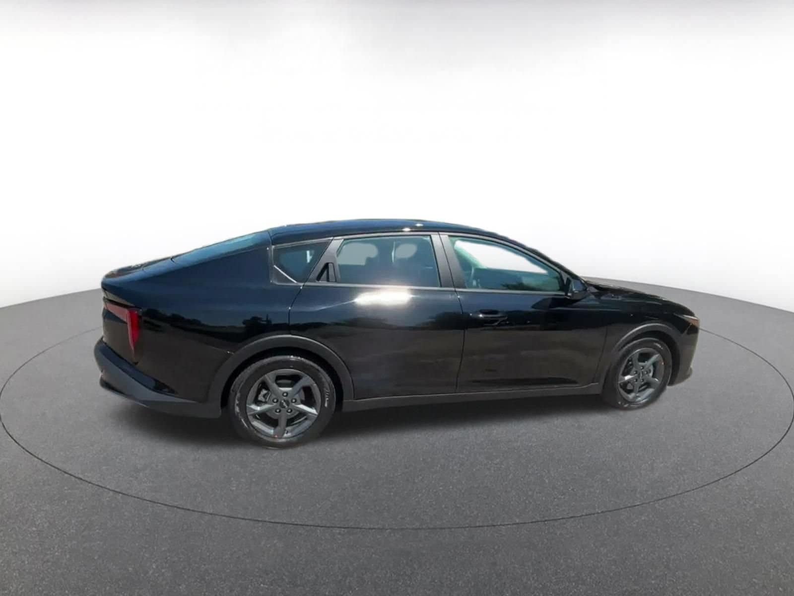 Thumbnail: 2026 Kia K4 - 14