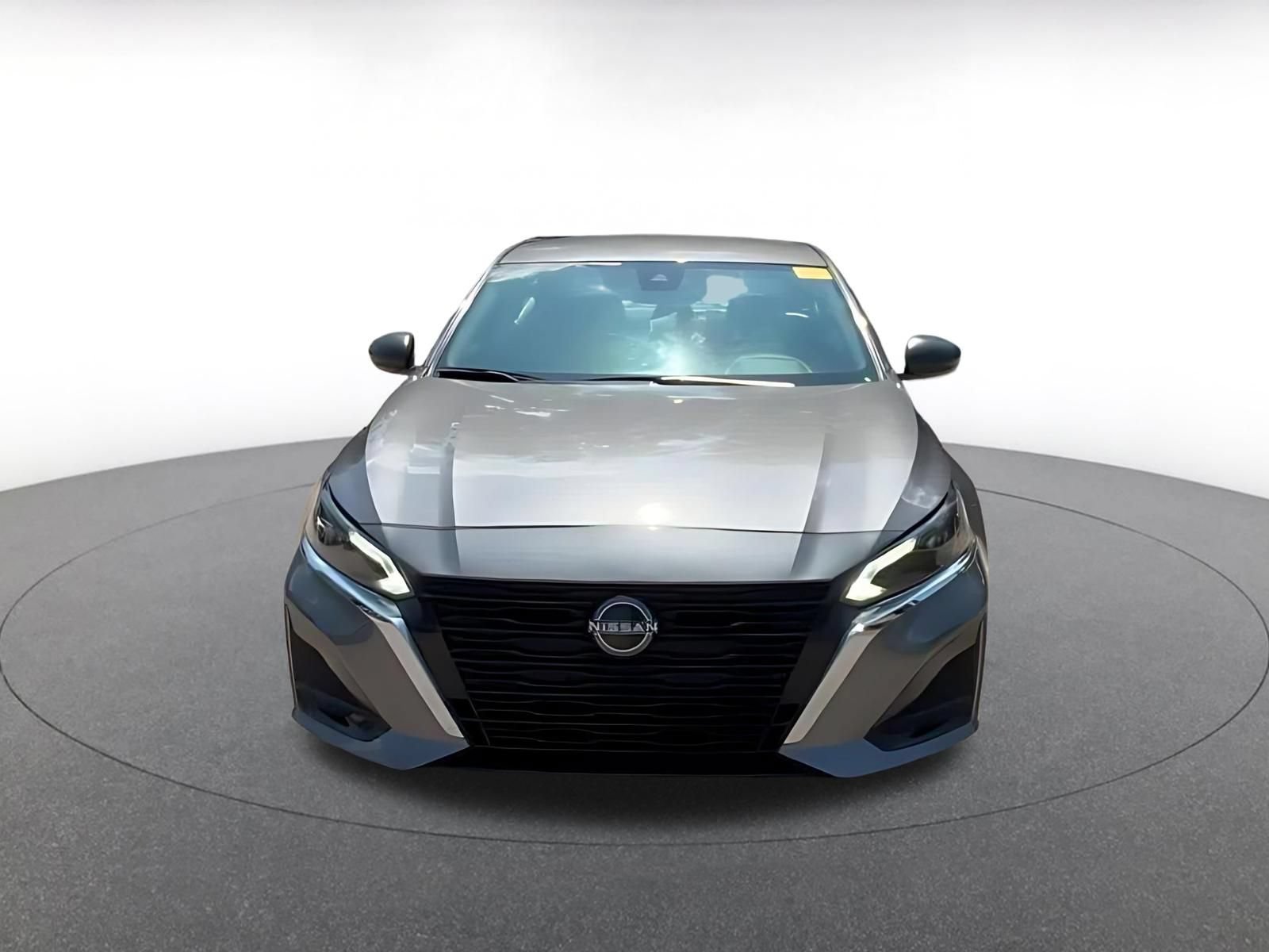 Thumbnail: 2025 Nissan Altima - 4