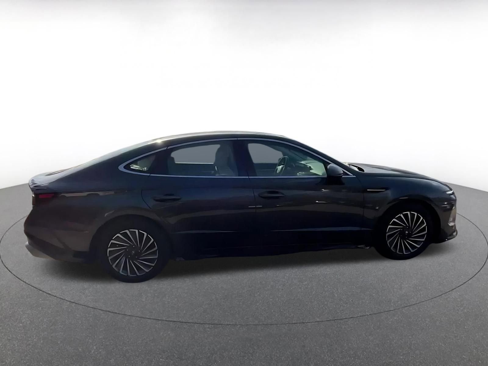 Thumbnail: 2025 Hyundai Sonata - 14