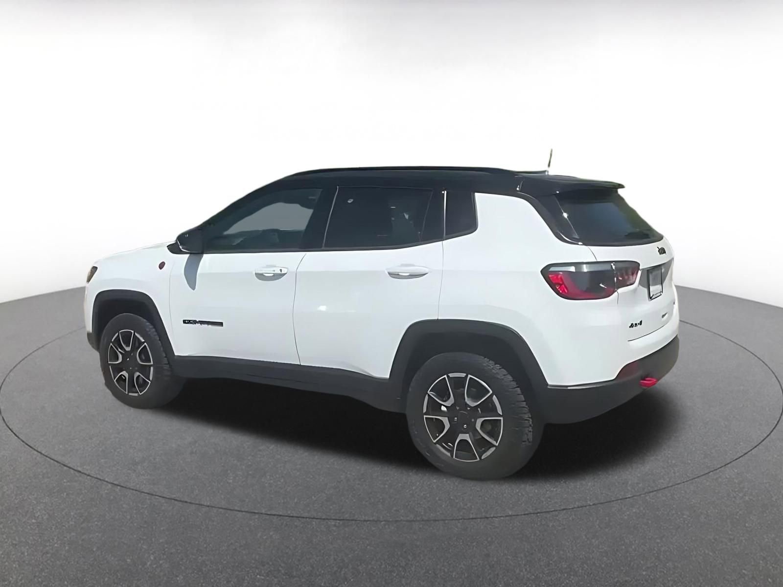 Thumbnail: 2025 Jeep Compass - 10