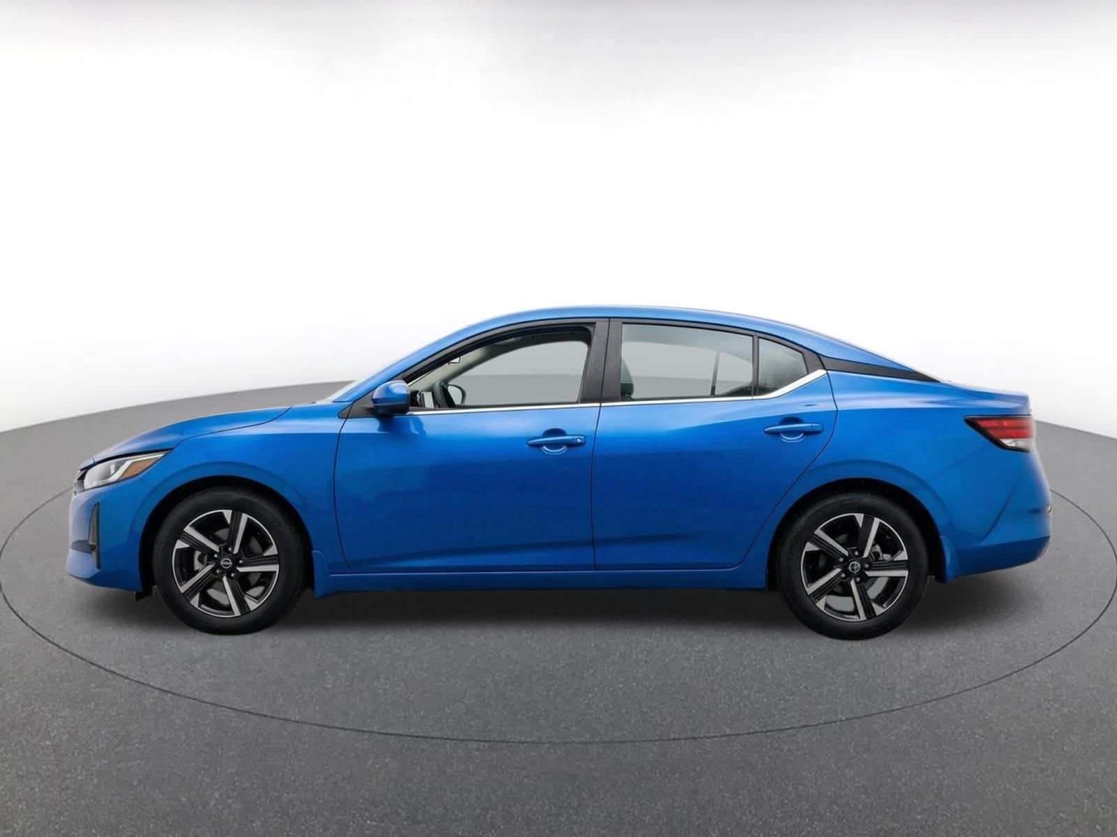 Thumbnail: 2025 Nissan Sentra - 4