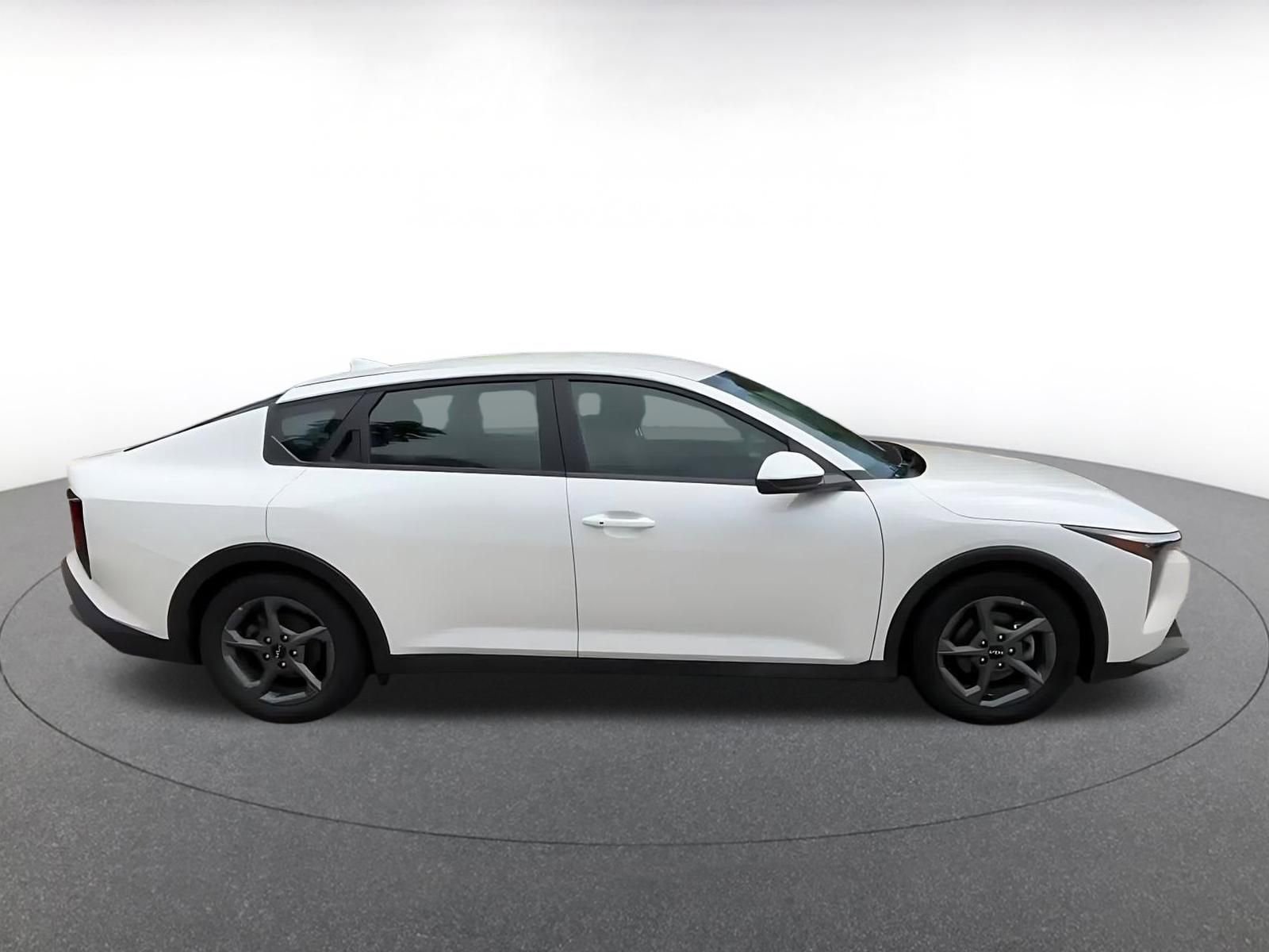 Thumbnail: 2025 Kia K4 - 16