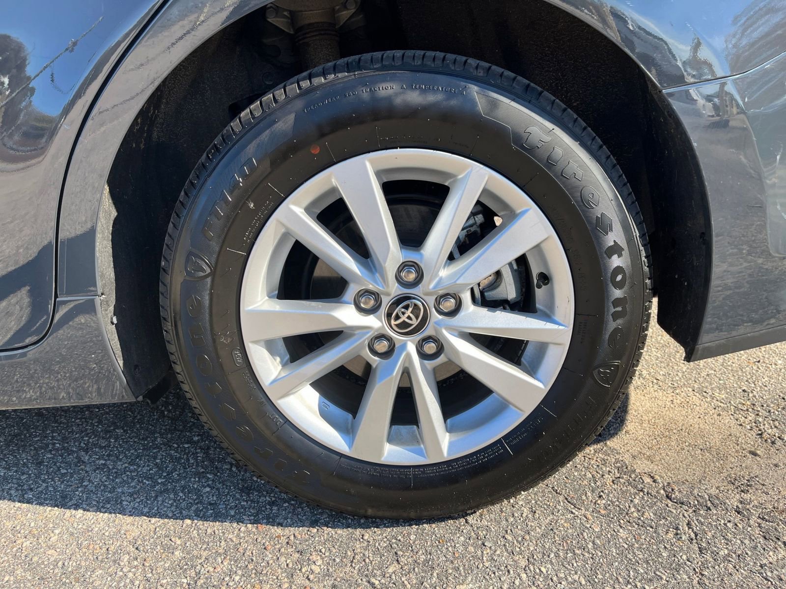 Thumbnail: 2025 Toyota Camry - 24