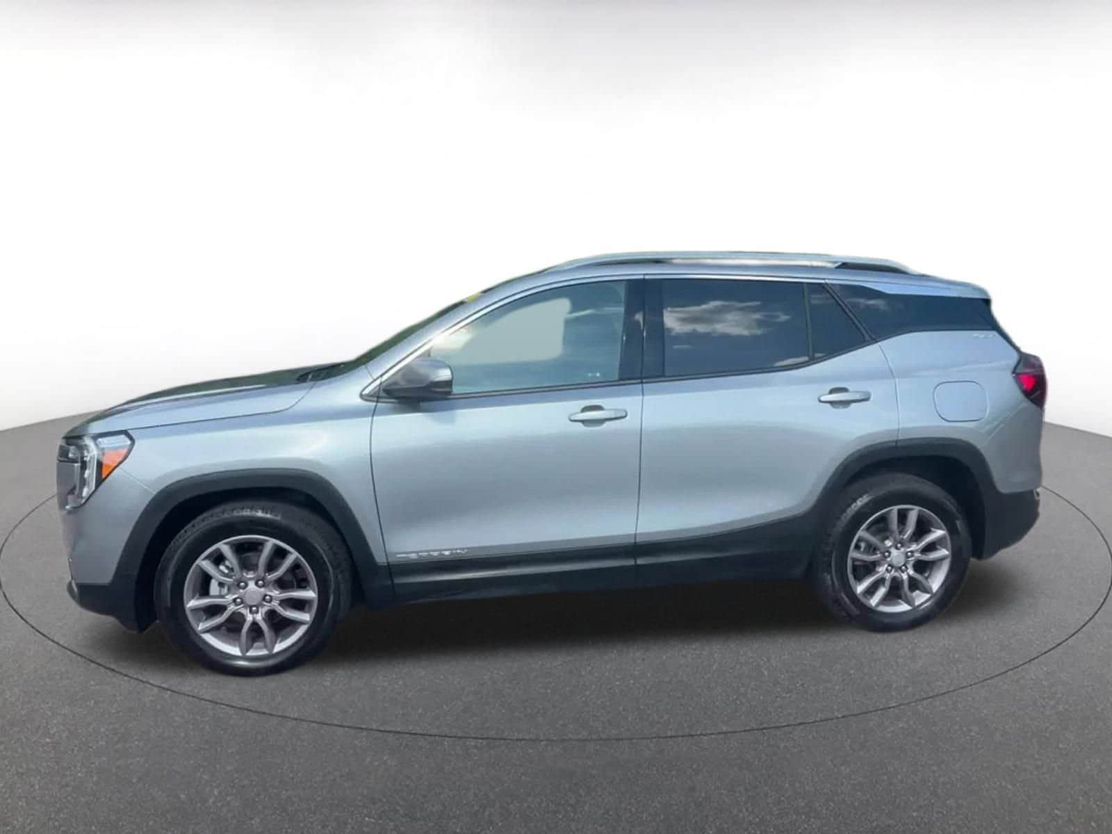 Thumbnail: 2024 GMC Terrain - 8