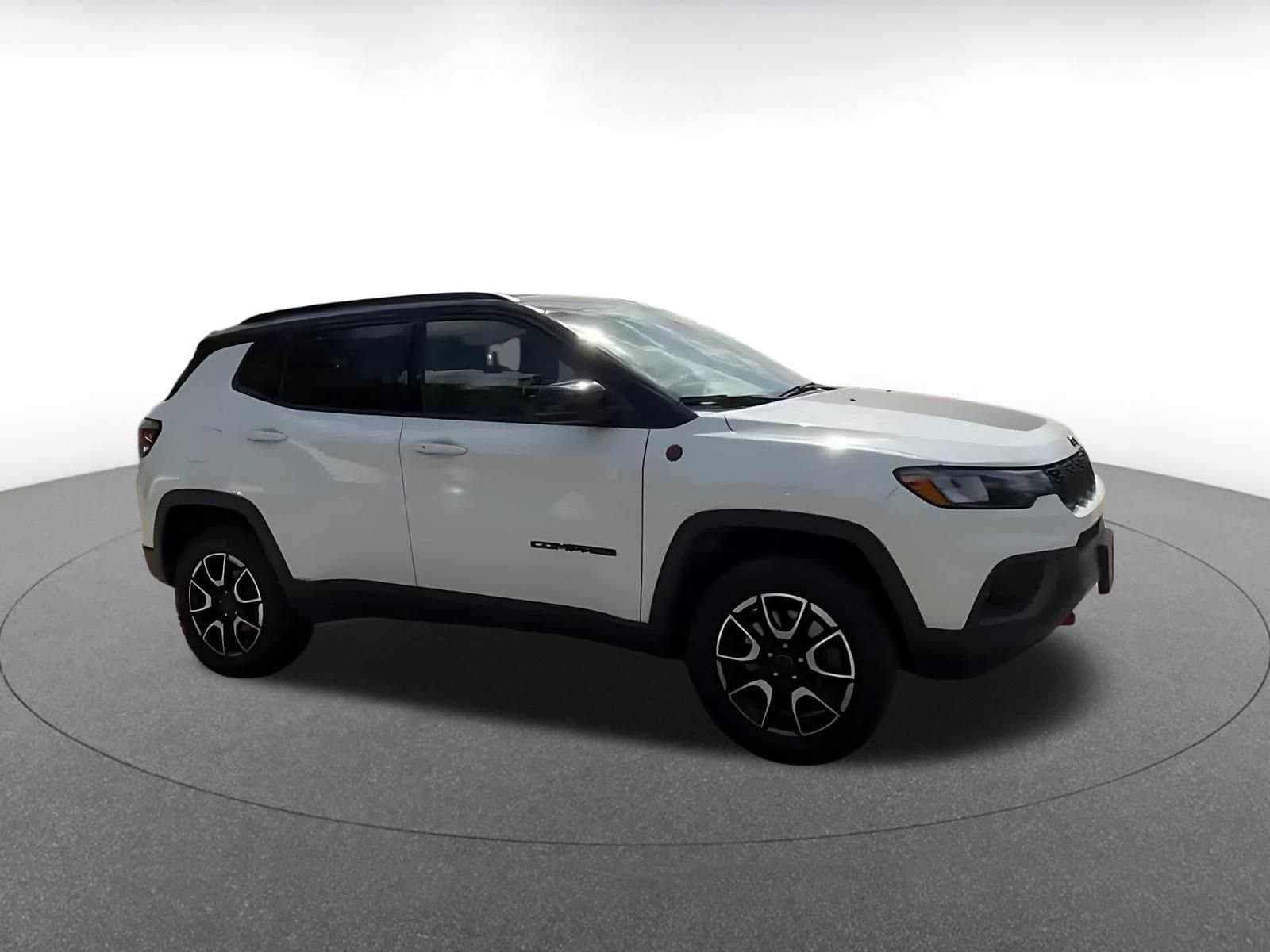 Thumbnail: 2025 Jeep Compass - 2