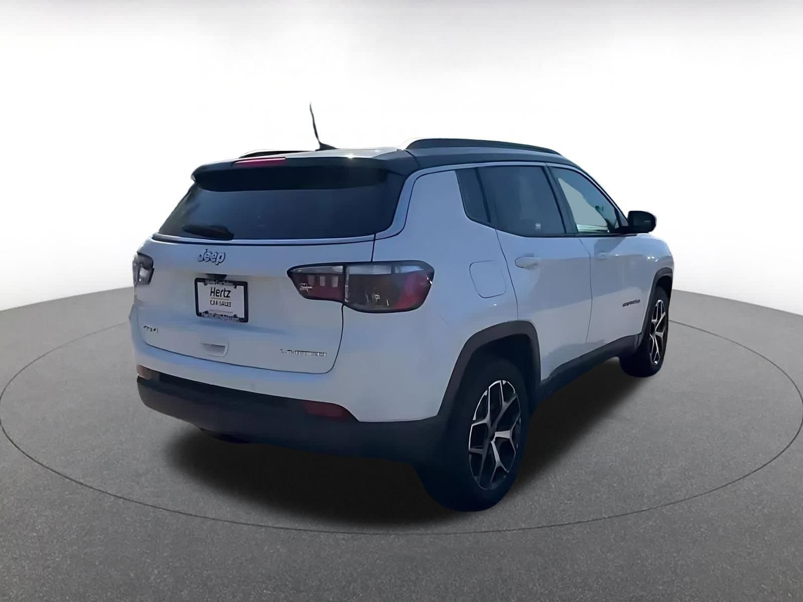 Thumbnail: 2025 Jeep Compass - 14