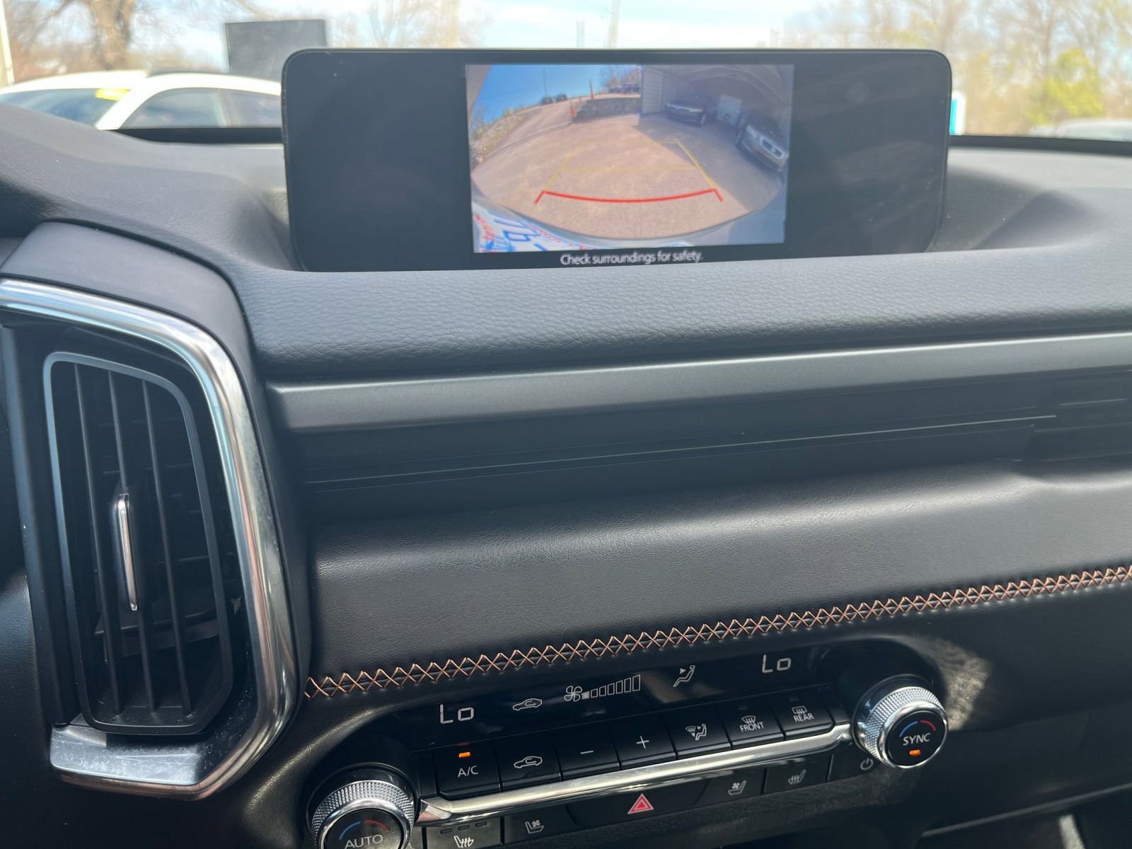 Thumbnail: 2025 Mazda CX-50 - 17