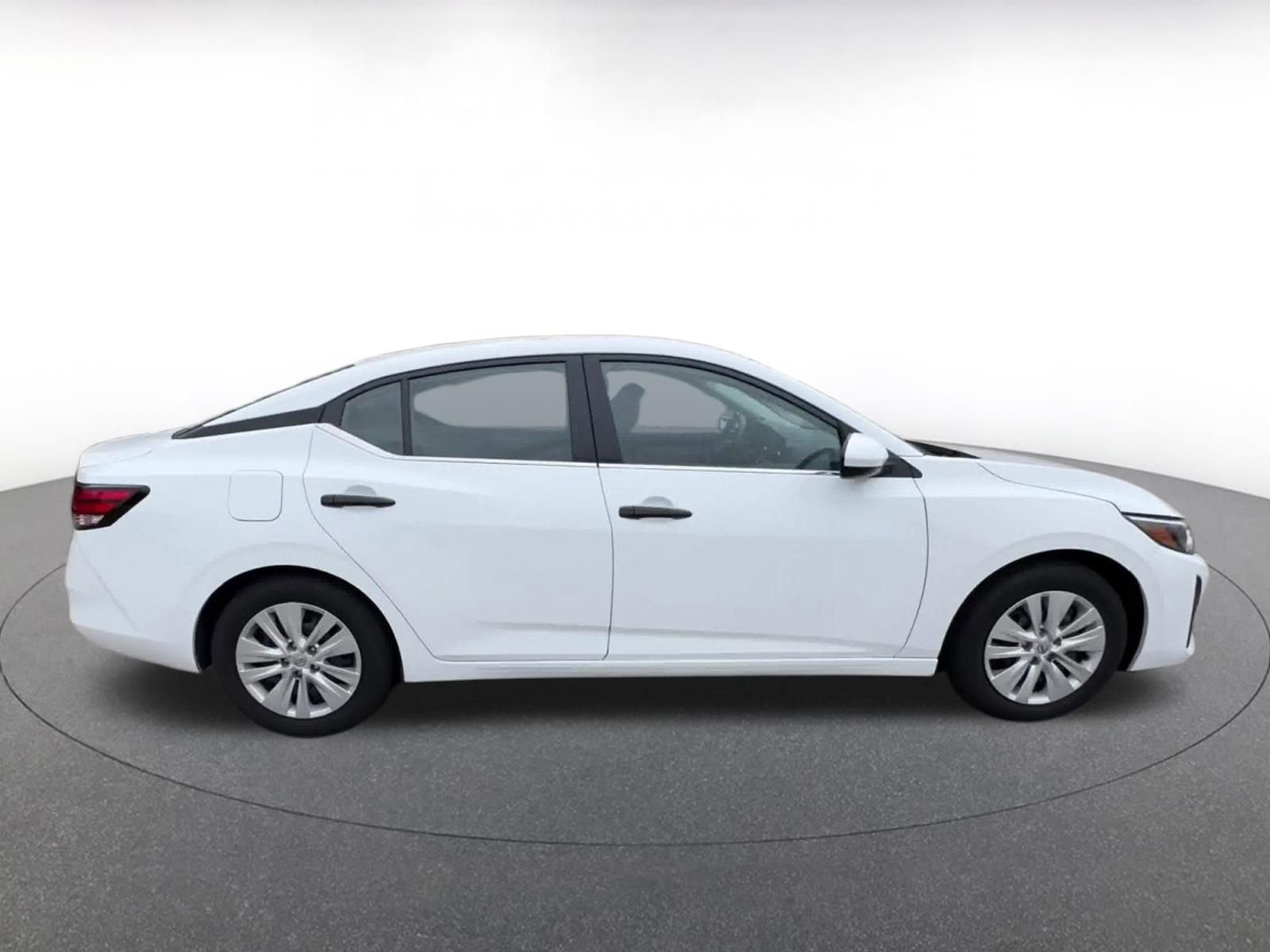 Thumbnail: 2025 Nissan Sentra - 16