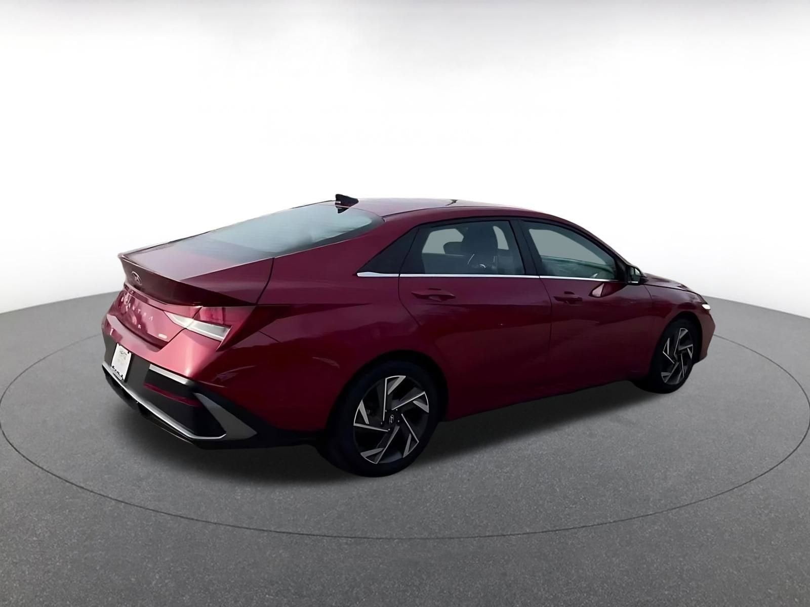 Thumbnail: 2025 Hyundai Elantra - 12