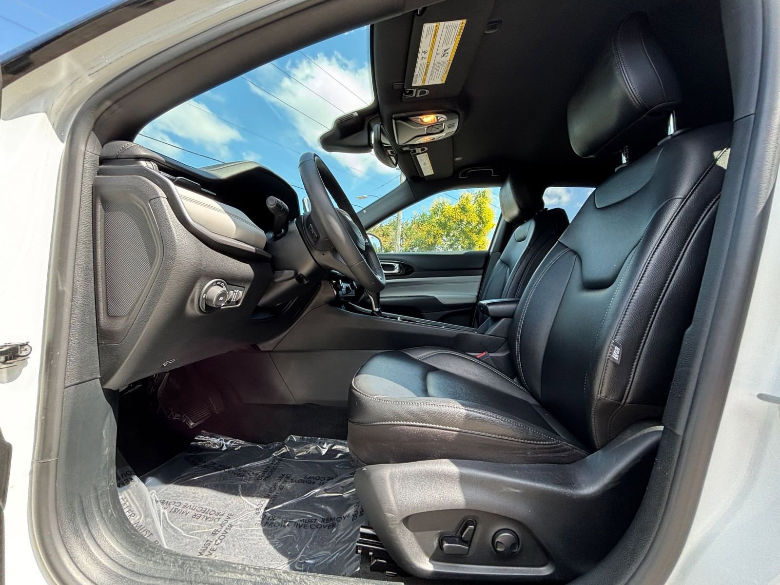 Thumbnail: 2025 Jeep Compass - 23