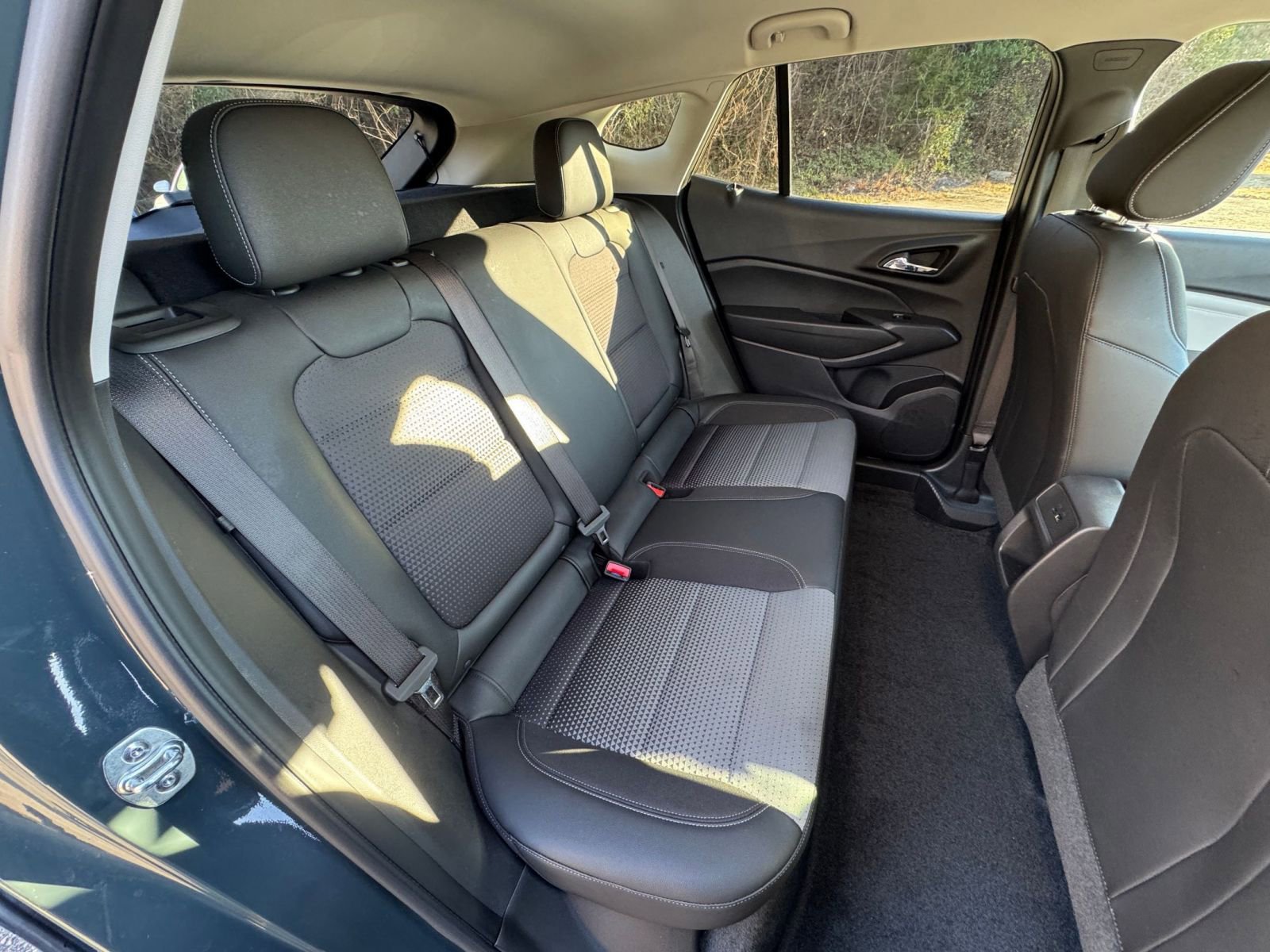 Thumbnail: 2025 Chevrolet Trax - 34