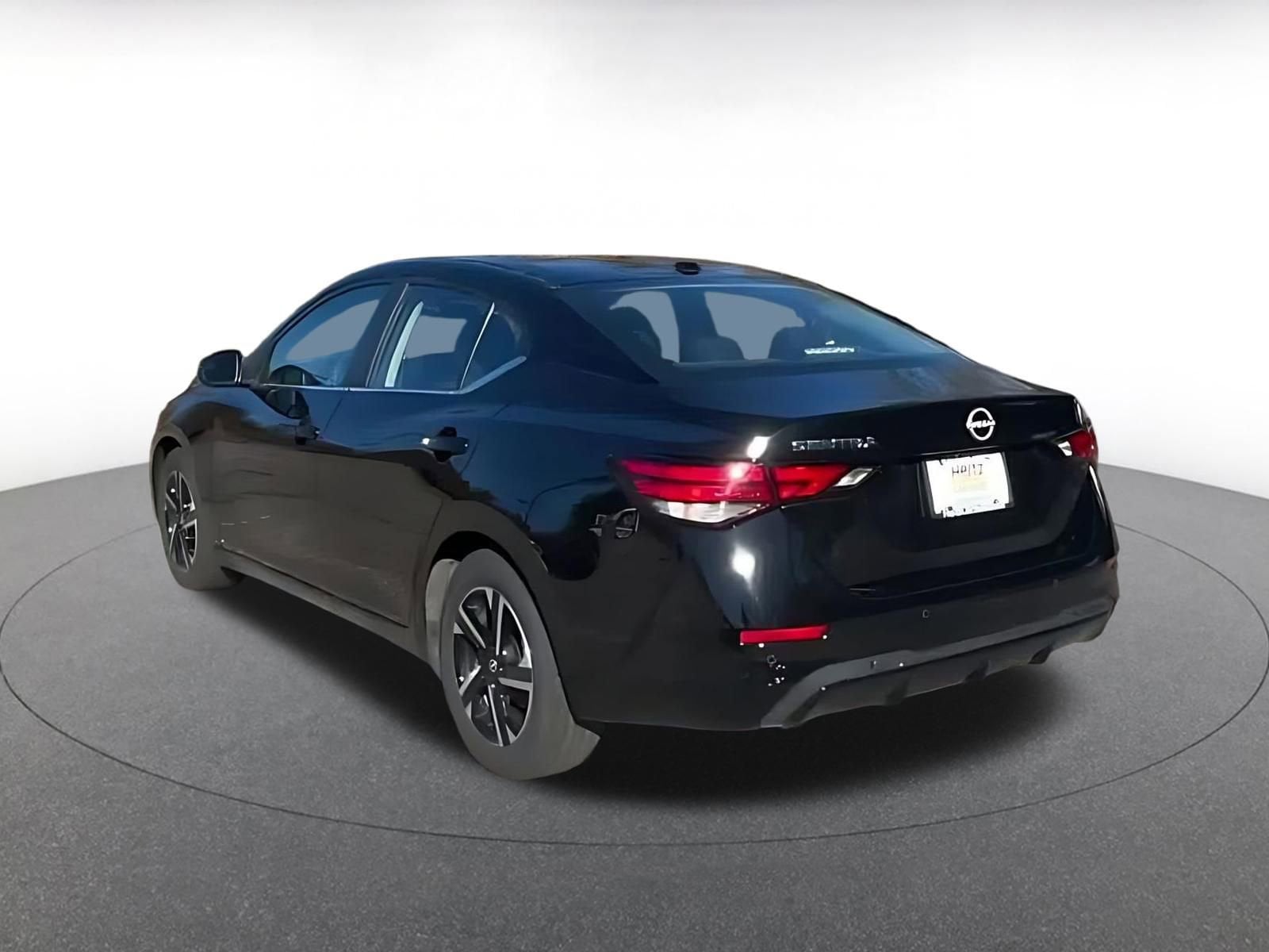 Thumbnail: 2025 Nissan Sentra - 11