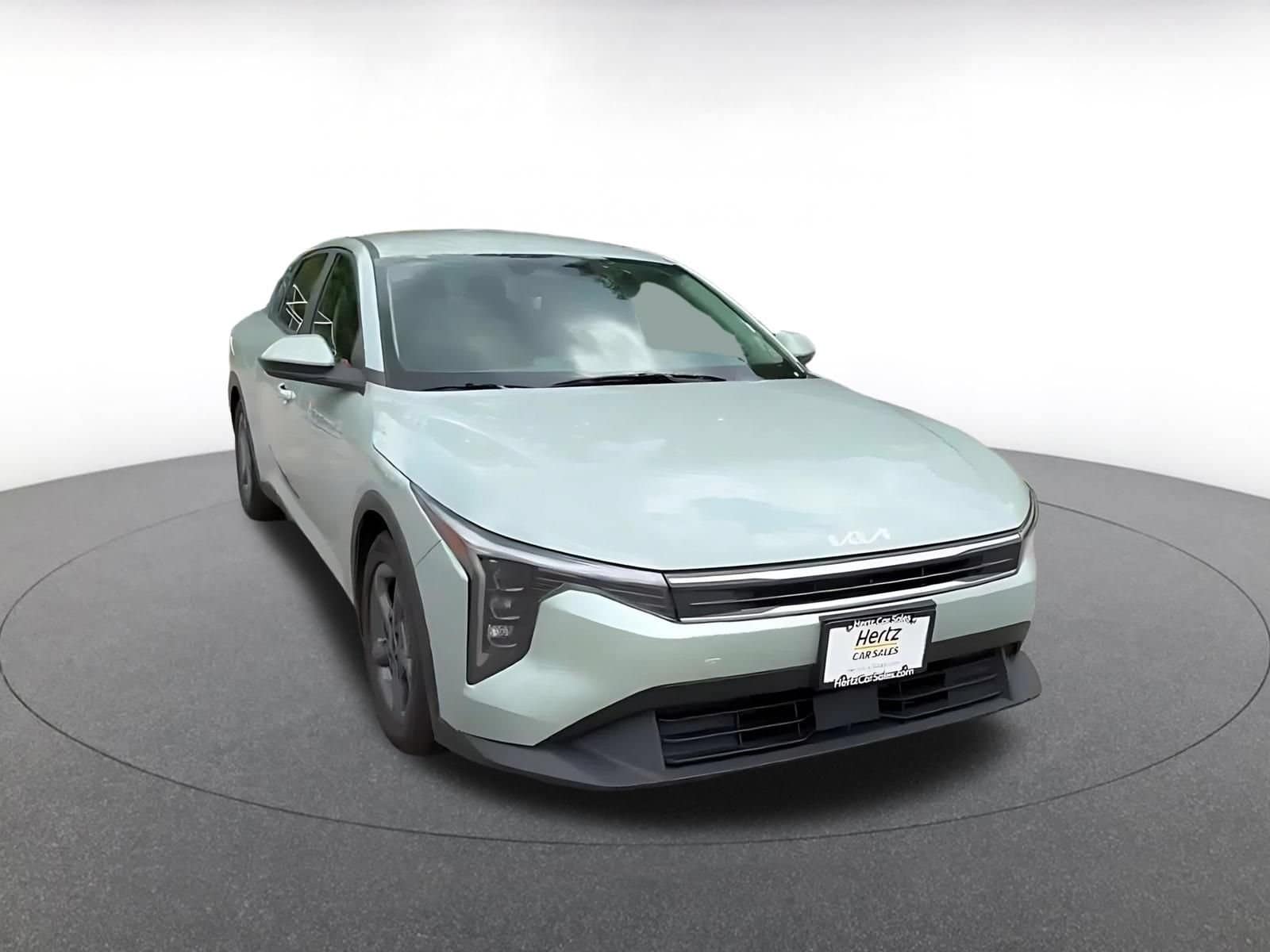 Thumbnail: 2025 Kia K4 - 3