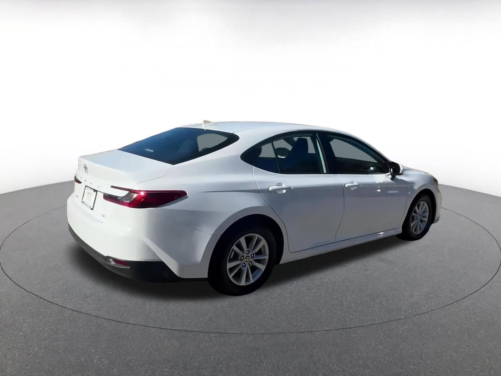 Thumbnail: 2025 Toyota Camry - 15