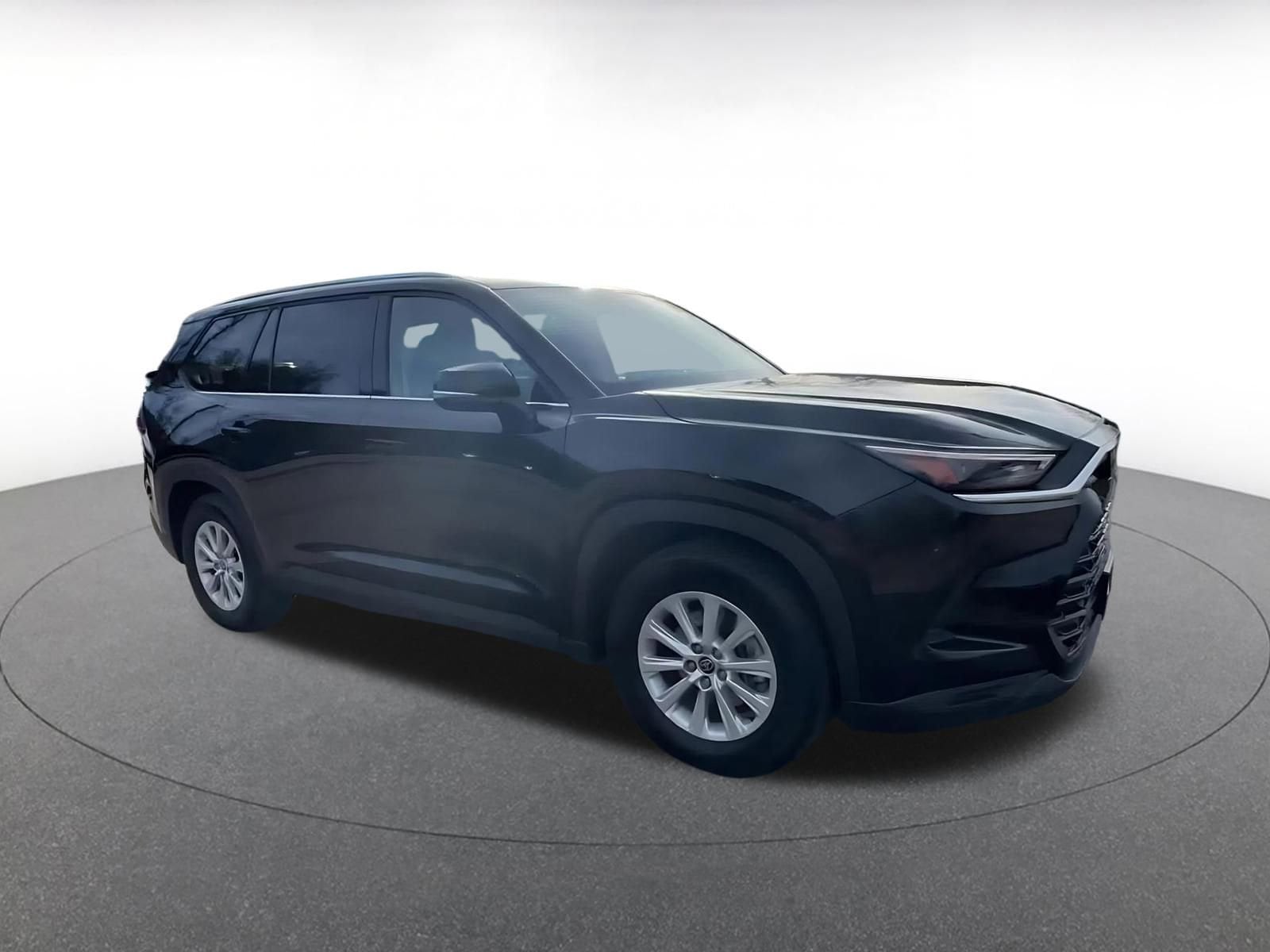 Thumbnail: 2025 Toyota Grand Highlander - 2