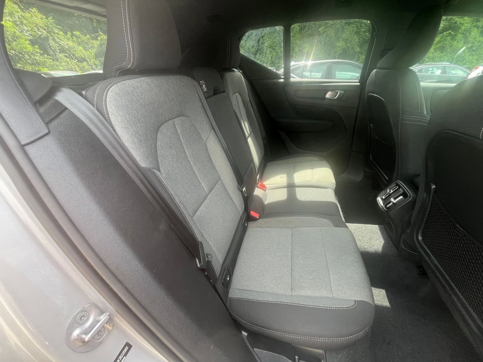 Thumbnail: 2024 Volvo XC40 - 34