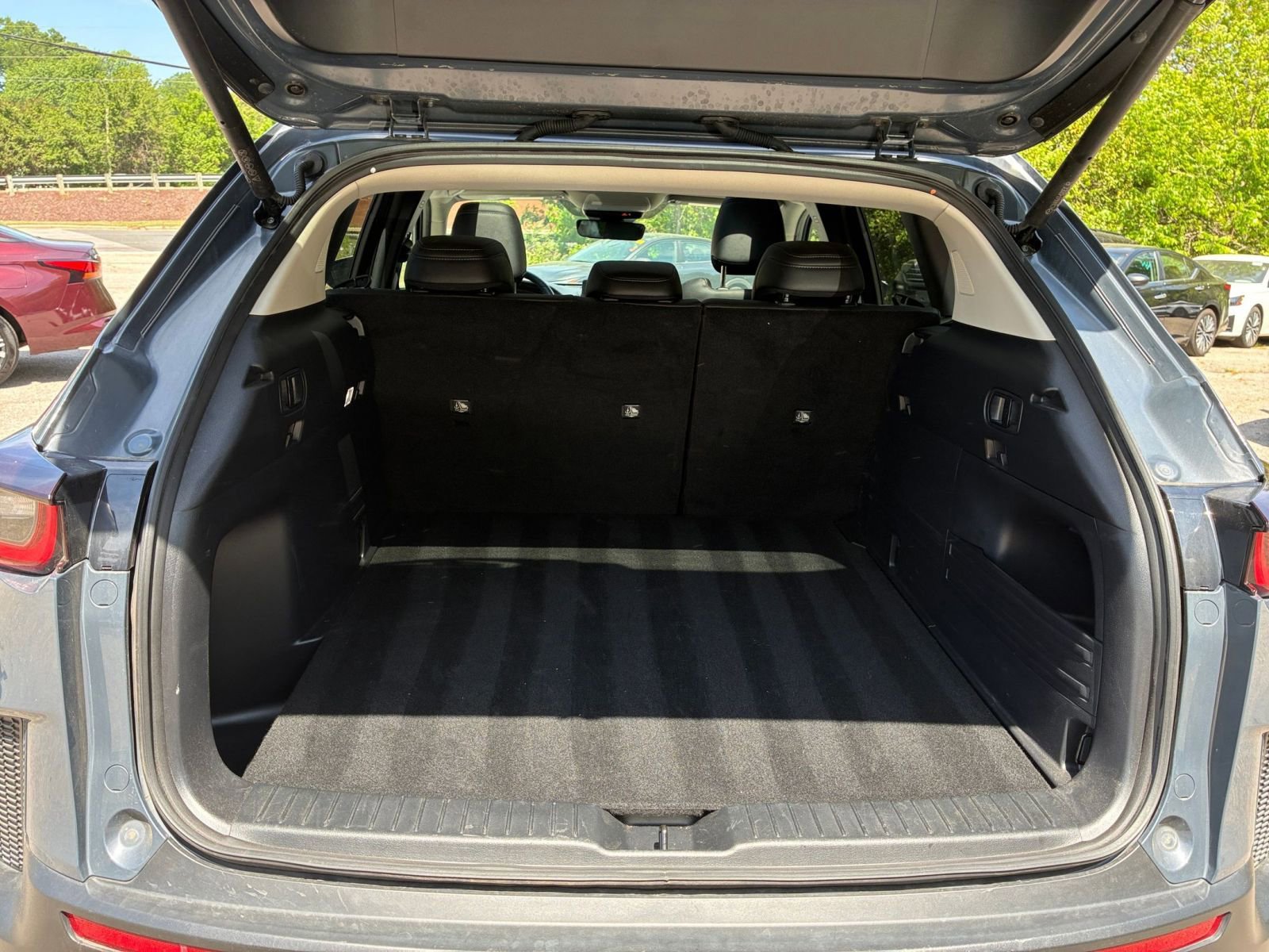 Thumbnail: 2025 Mazda CX-50 - 32