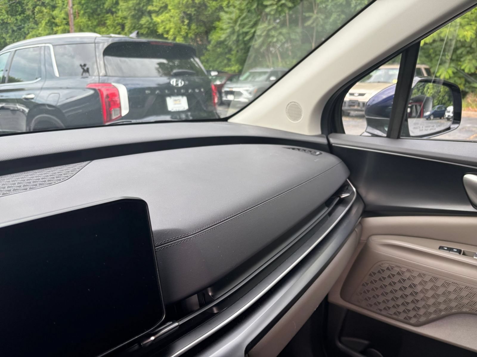 Thumbnail: 2026 Kia Carnival - 35