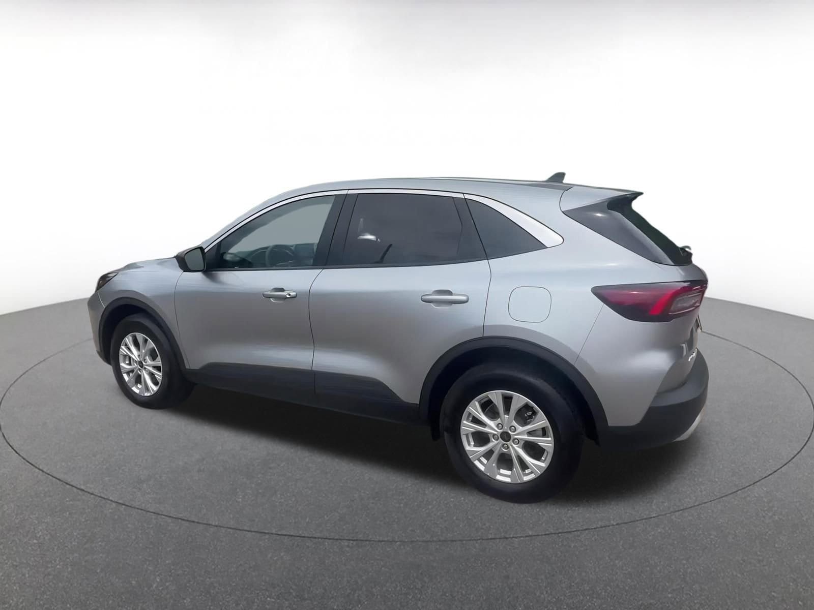 Thumbnail: 2024 Ford Escape - 10