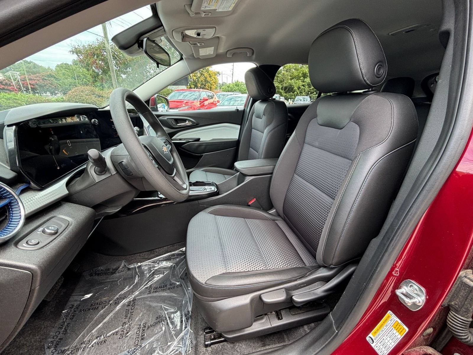 Thumbnail: 2025 Chevrolet Trax - 27