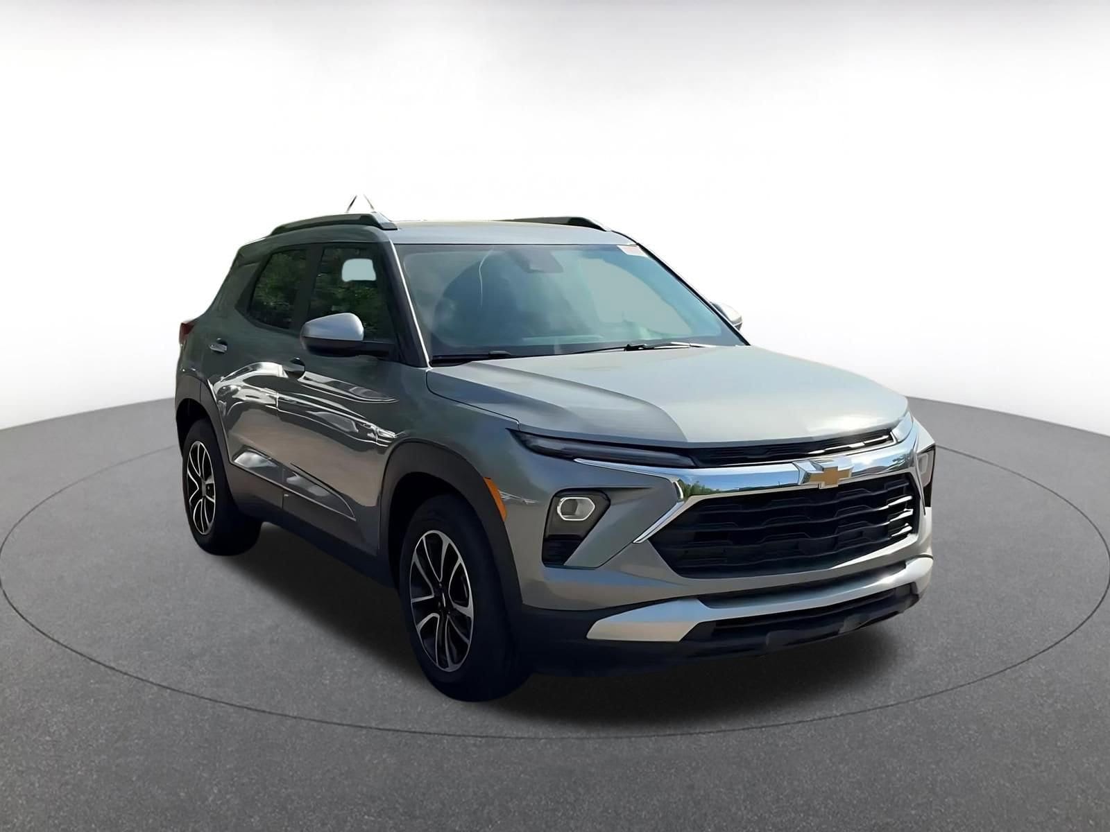 Thumbnail: 2025 Chevrolet TrailBlazer - 3
