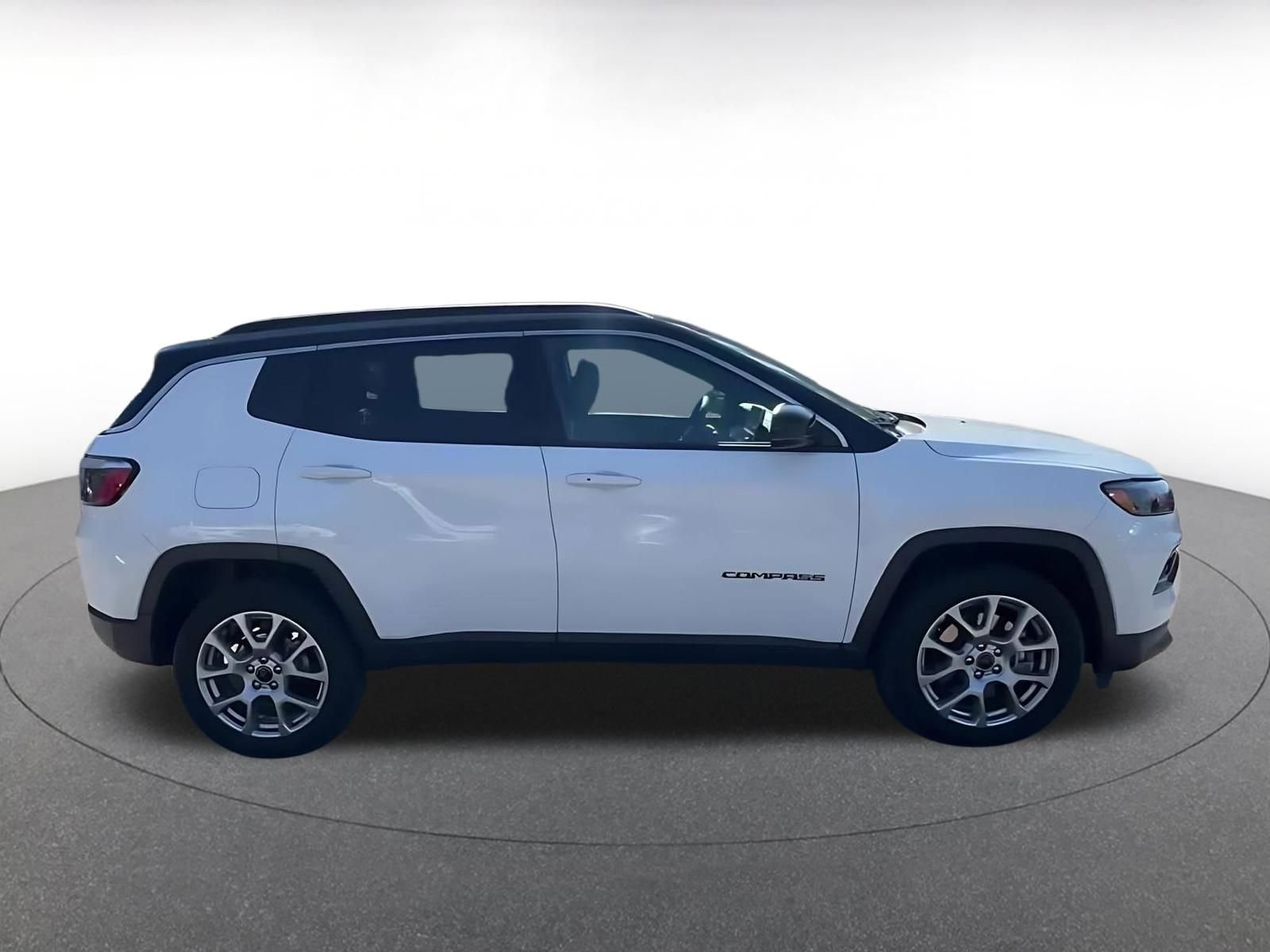 Thumbnail: 2025 Jeep Compass - 16