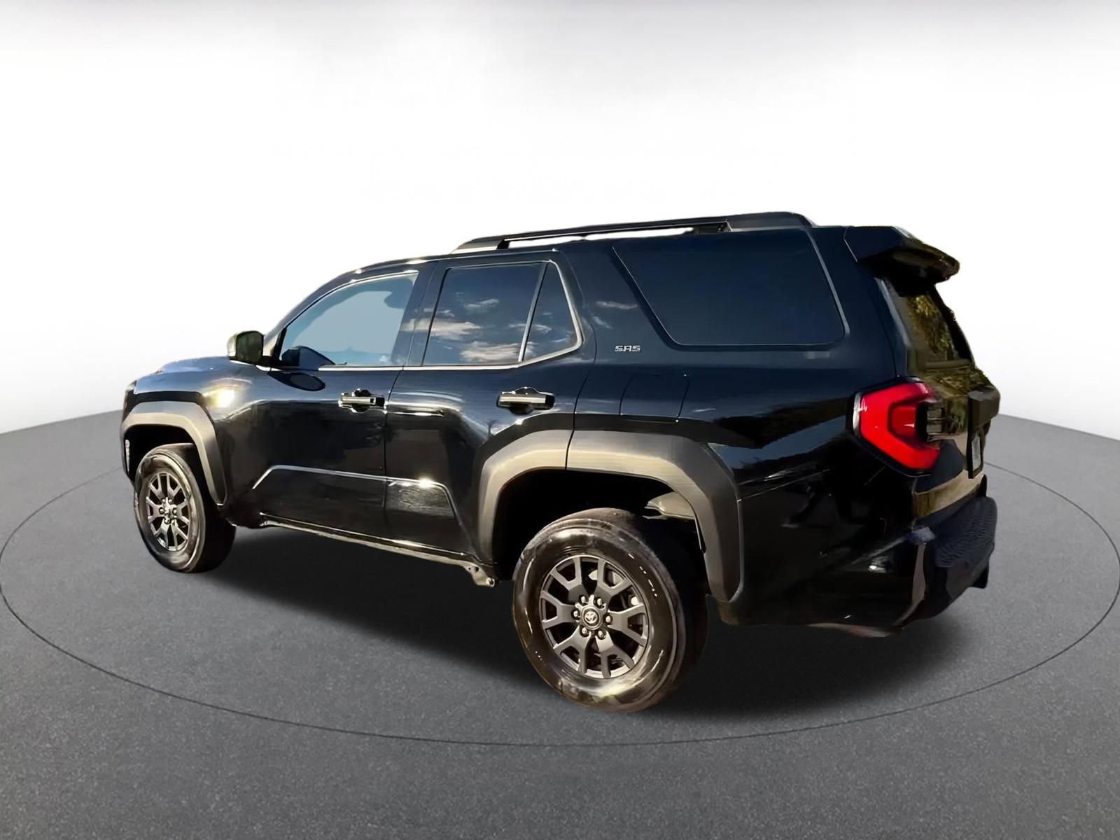 Thumbnail: 2025 Toyota 4Runner - 8