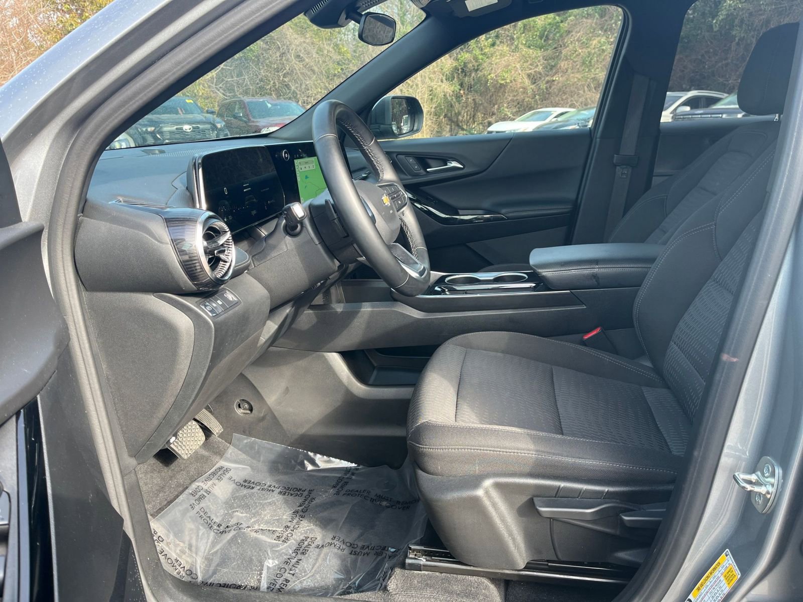 Thumbnail: 2025 Chevrolet Equinox - 25