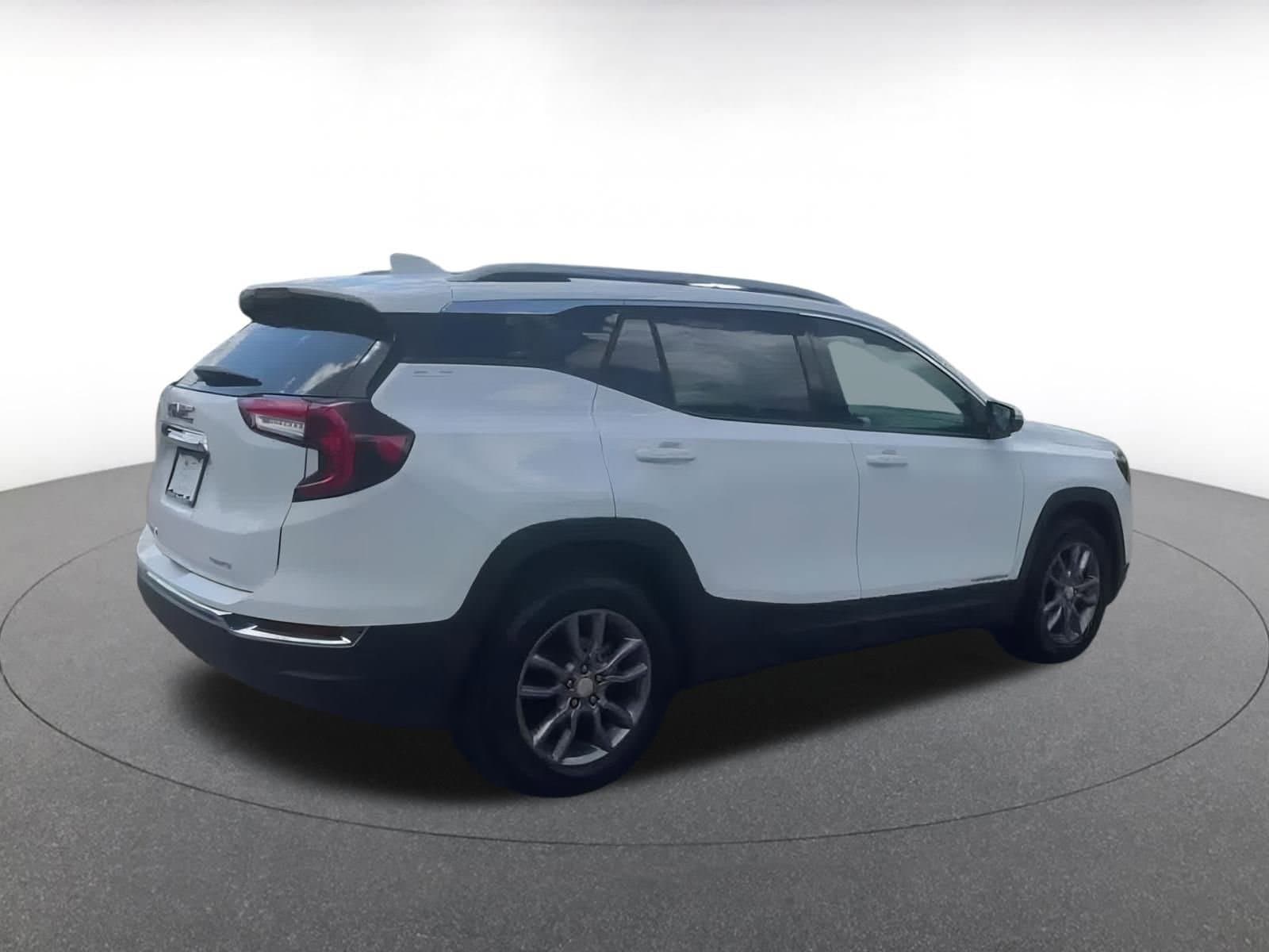 Thumbnail: 2024 GMC Terrain - 15