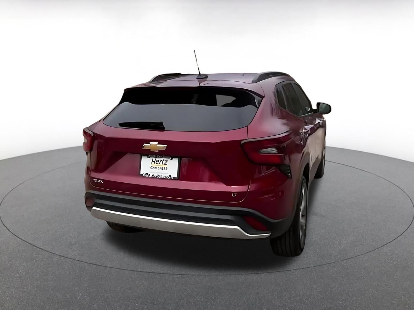 Thumbnail: 2025 Chevrolet Trax - 14