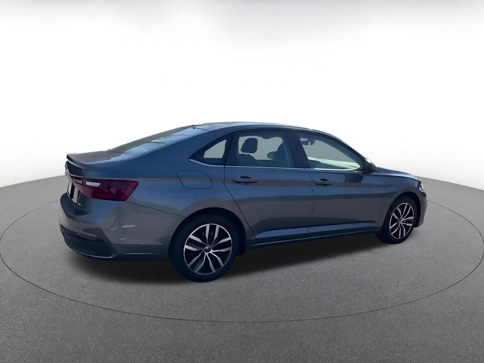 Thumbnail: 2025 Volkswagen Jetta - 15