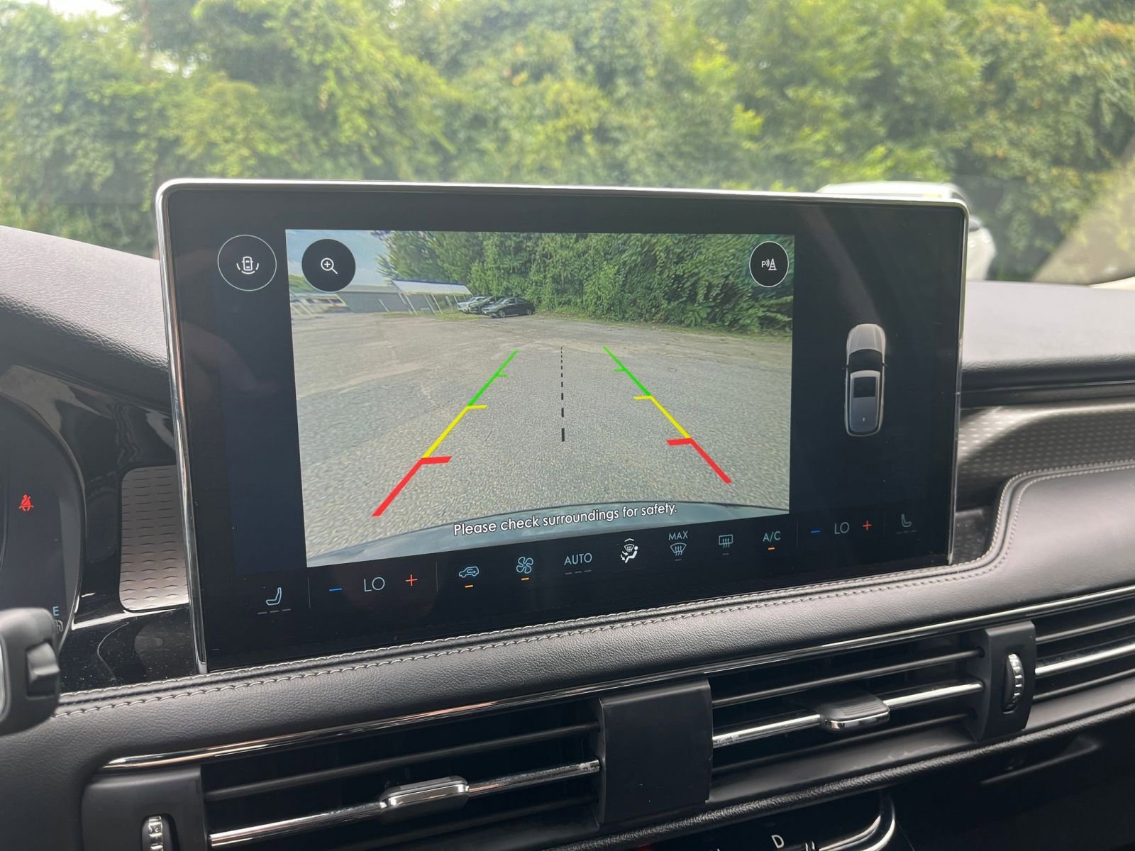 Thumbnail: 2024 Lincoln Corsair - 17