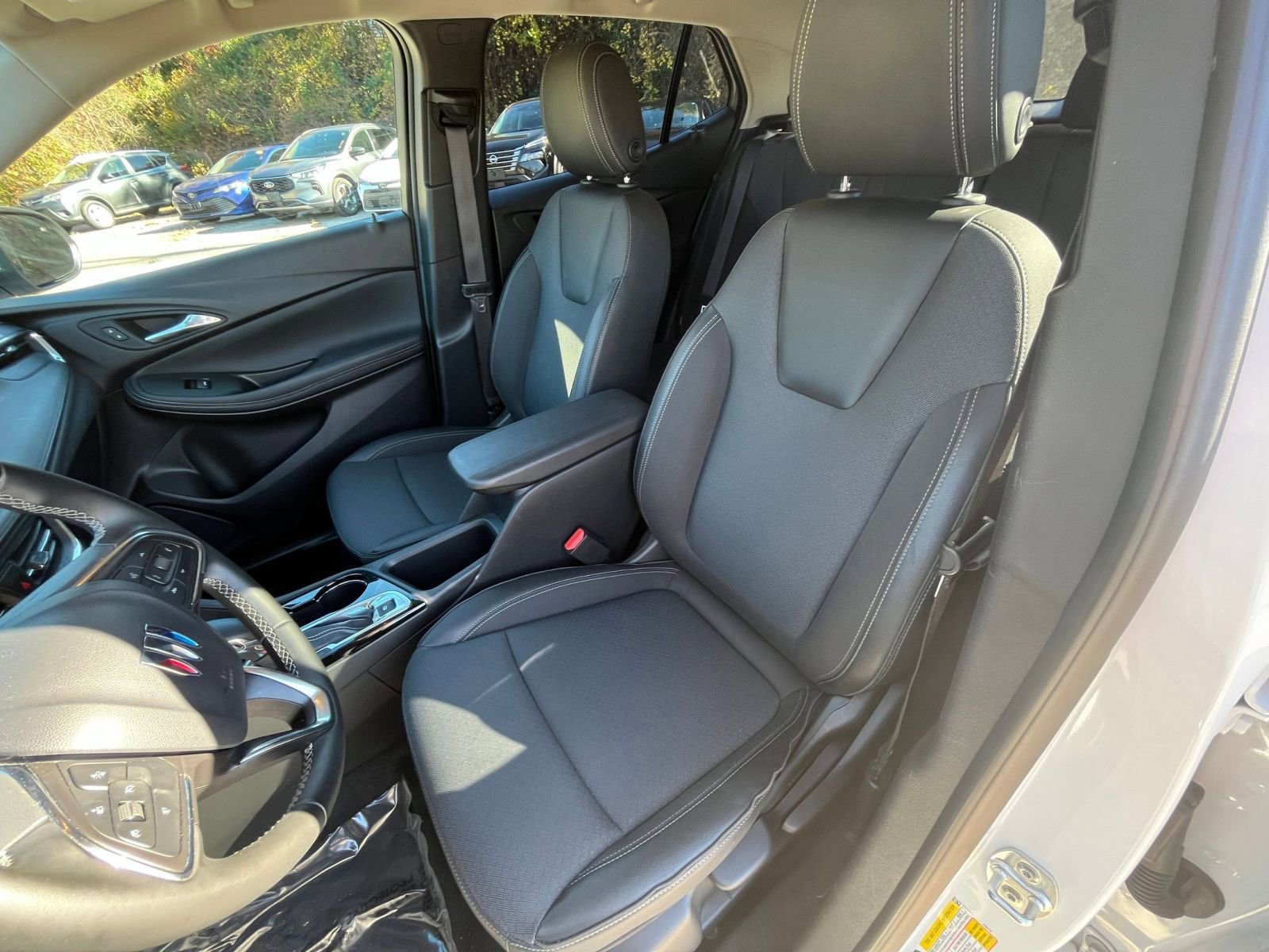 Thumbnail: 2025 Buick Encore GX - 31