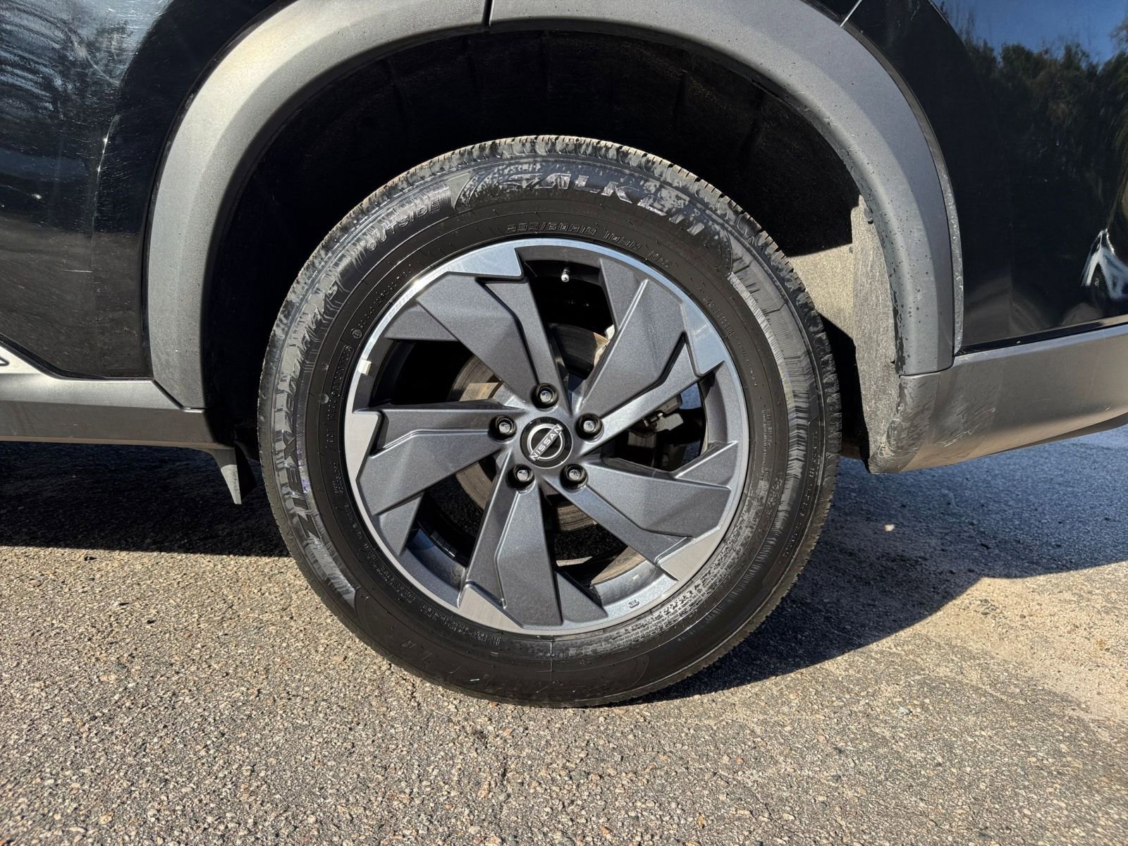 Thumbnail: 2025 Nissan Rogue - 25