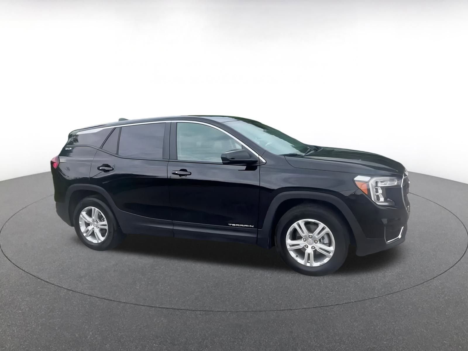 Thumbnail: 2024 GMC Terrain - 2