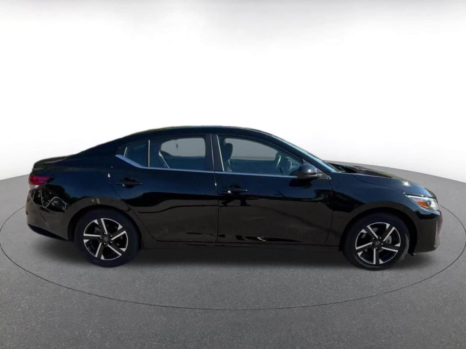 Thumbnail: 2025 Nissan Sentra - 15