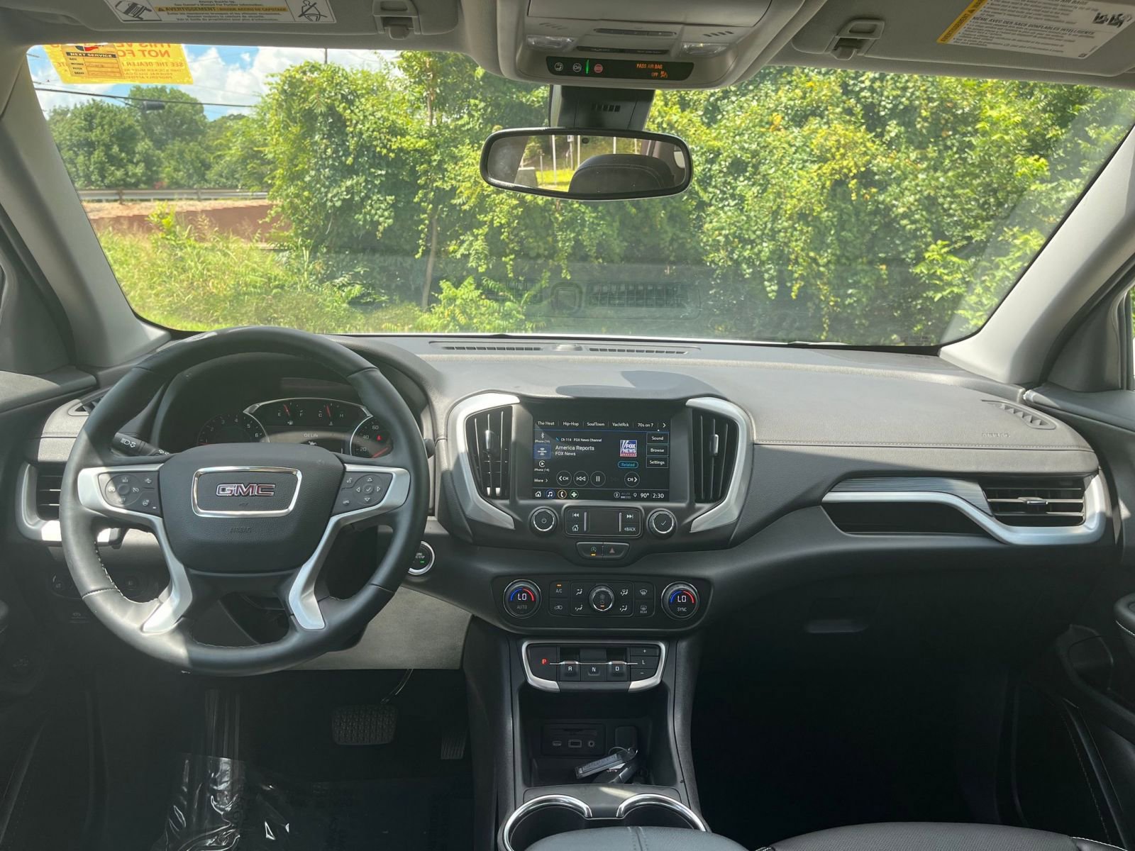 Thumbnail: 2024 GMC Terrain - 28