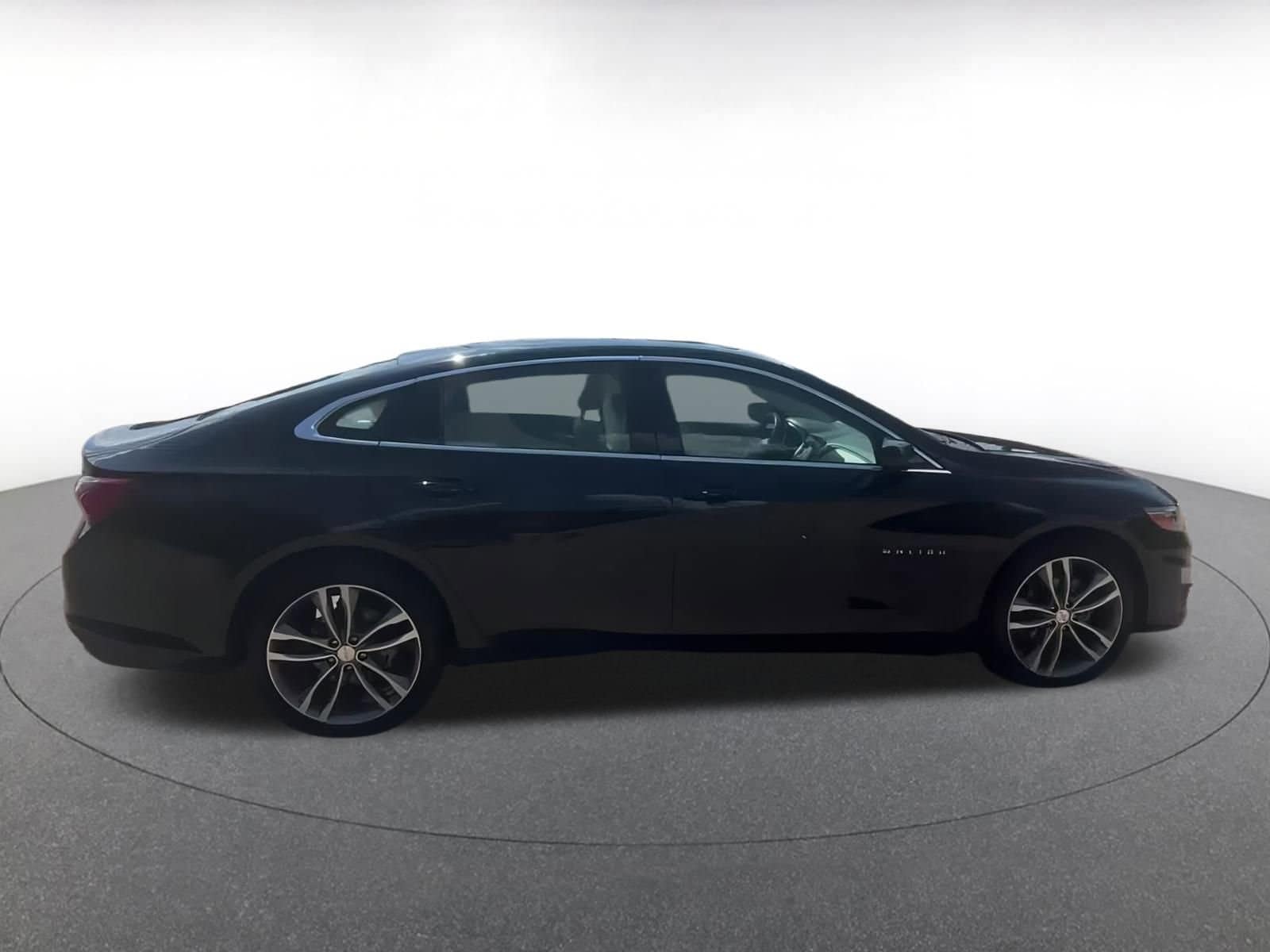 Thumbnail: 2024 Chevrolet Malibu - 16