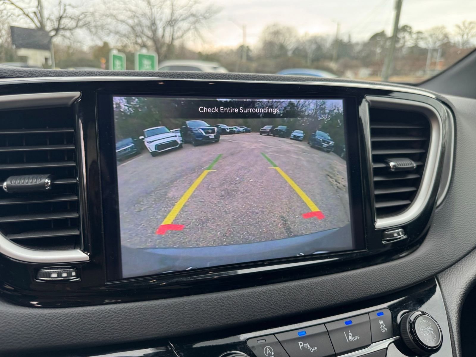 Thumbnail: 2025 Chrysler Pacifica - 22