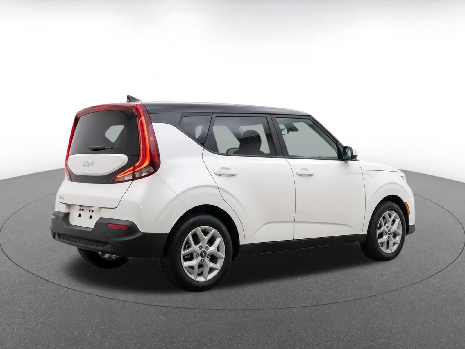 Thumbnail: 2025 Kia Soul - 9