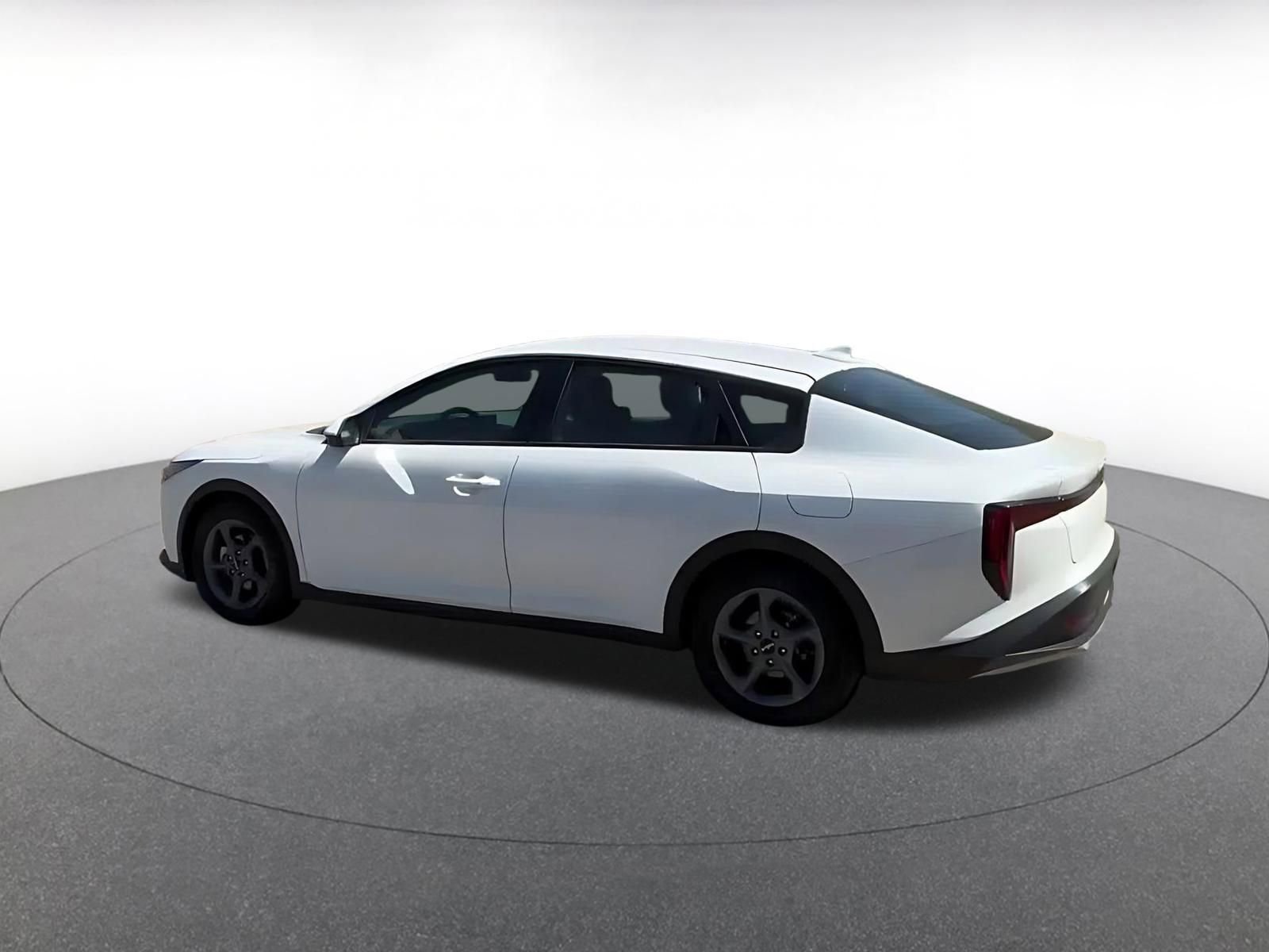 Thumbnail: 2025 Kia K4 - 14